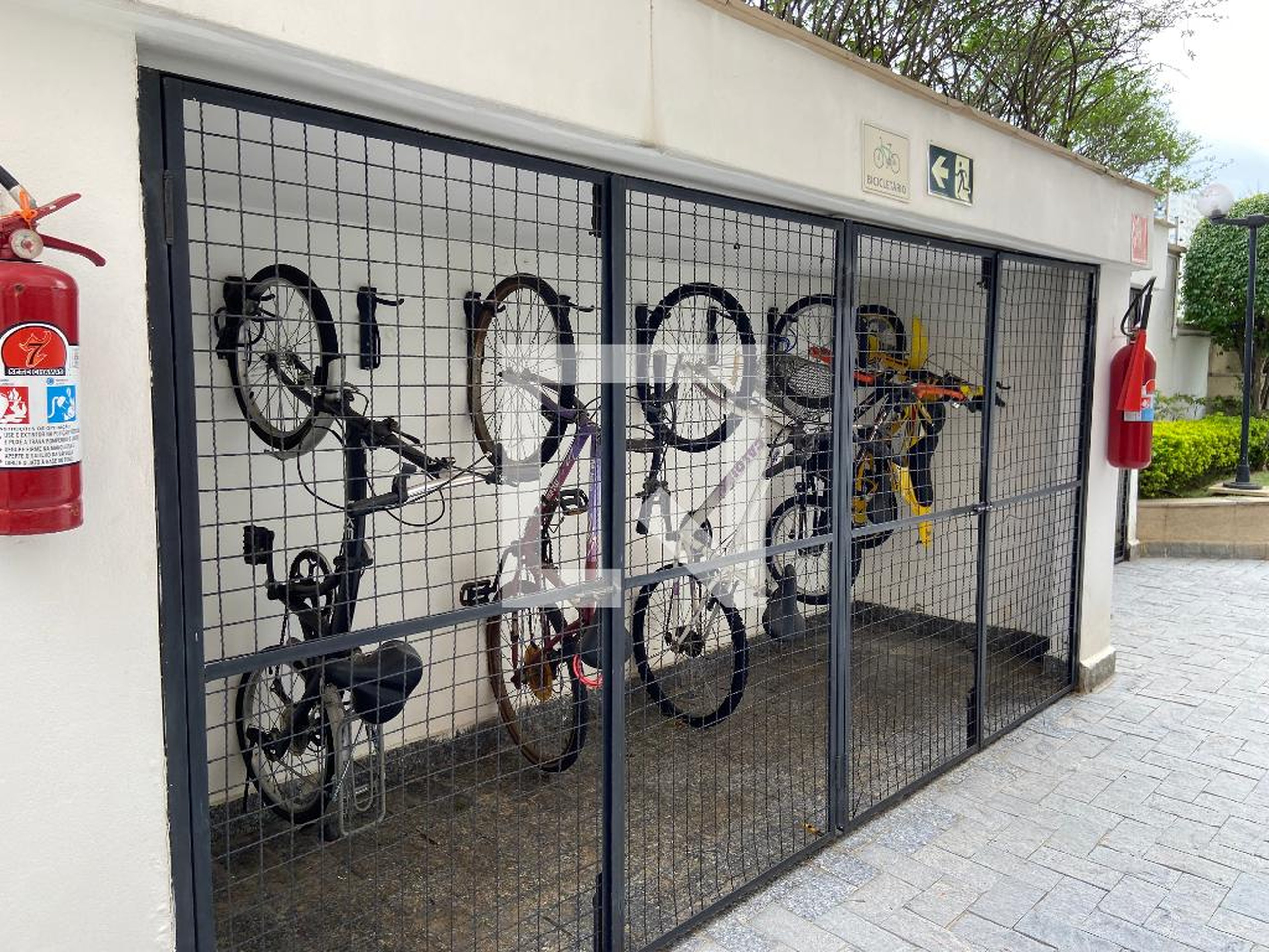 Bicicletário - Castel Di Veneza