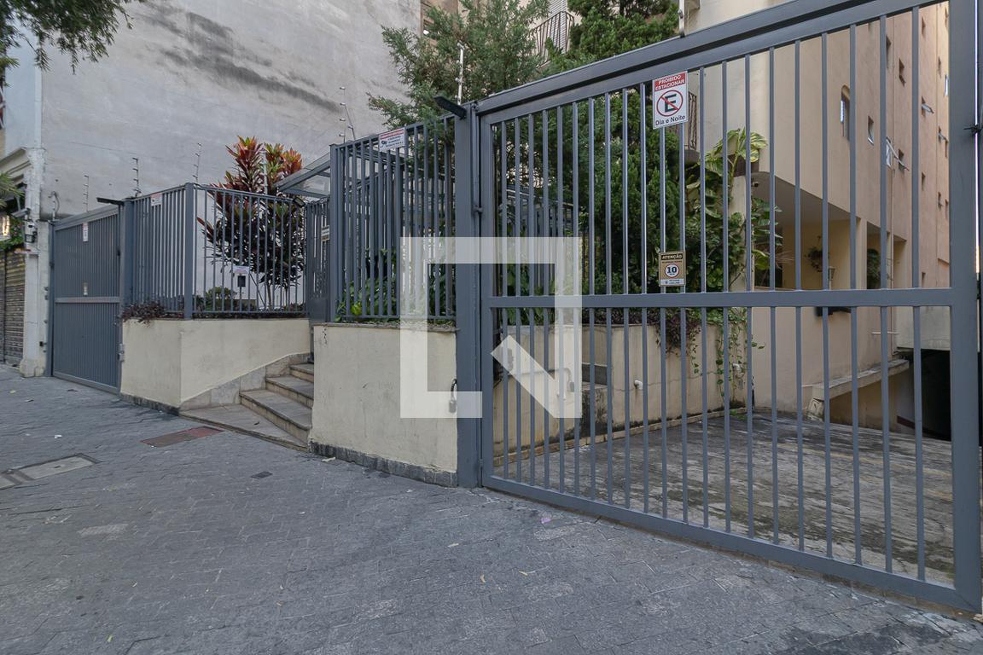 Fachada Condomínio em Avenida Santo Amaro, 418