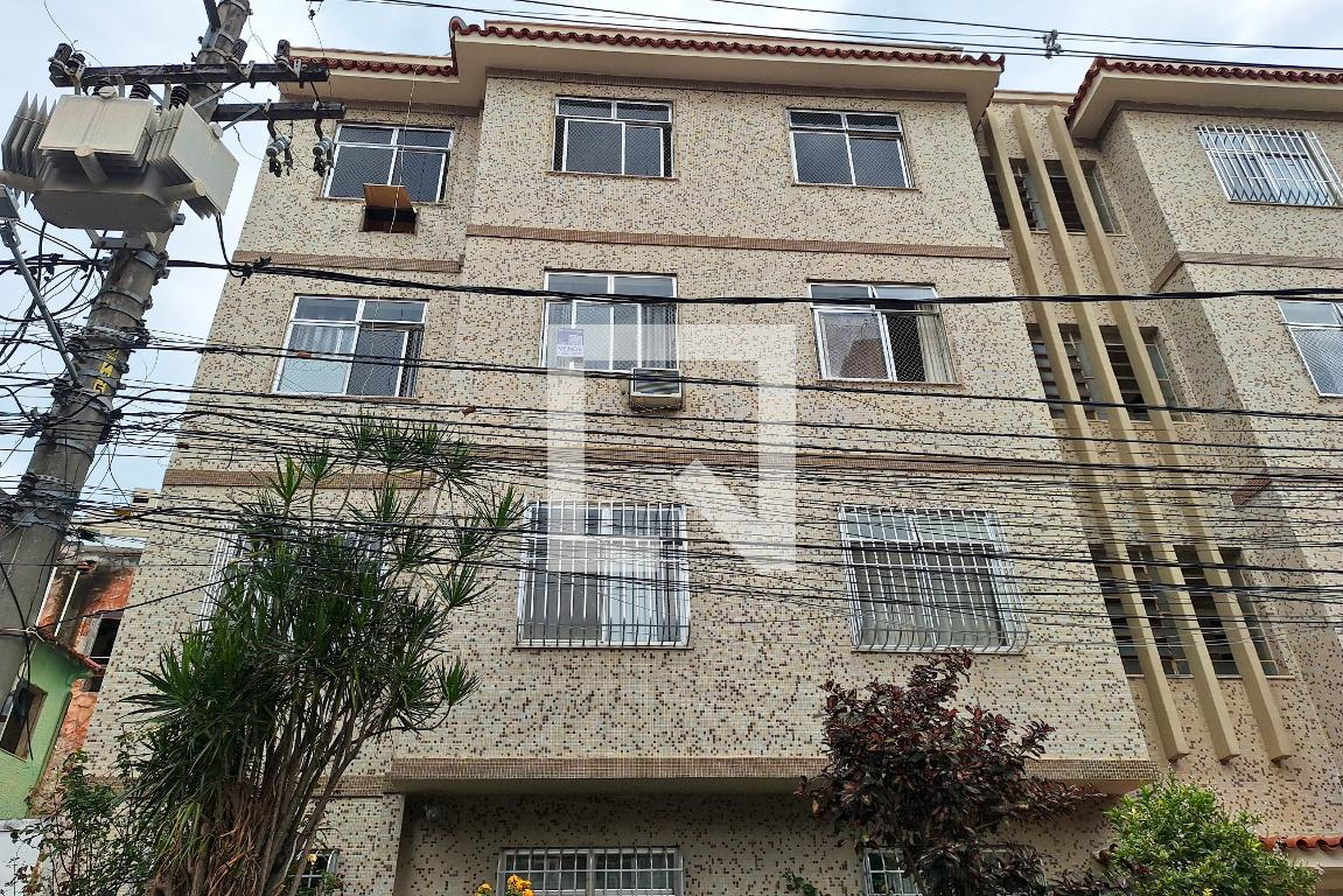 Fachada Condomínio em Travessa Professora Elza Bitencourt, 14