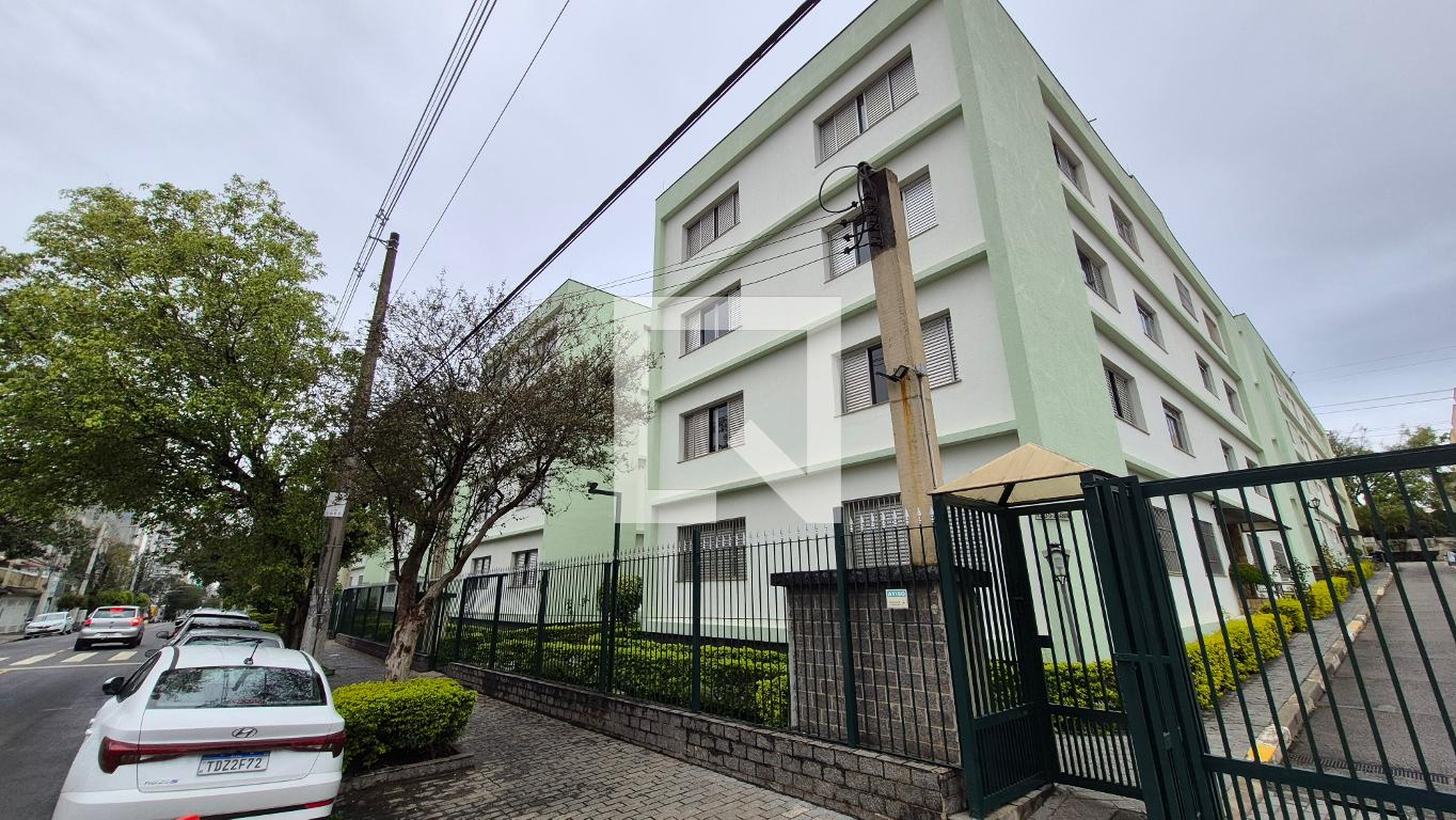 Fachada Condomínio em Rua das Figueiras, 2323