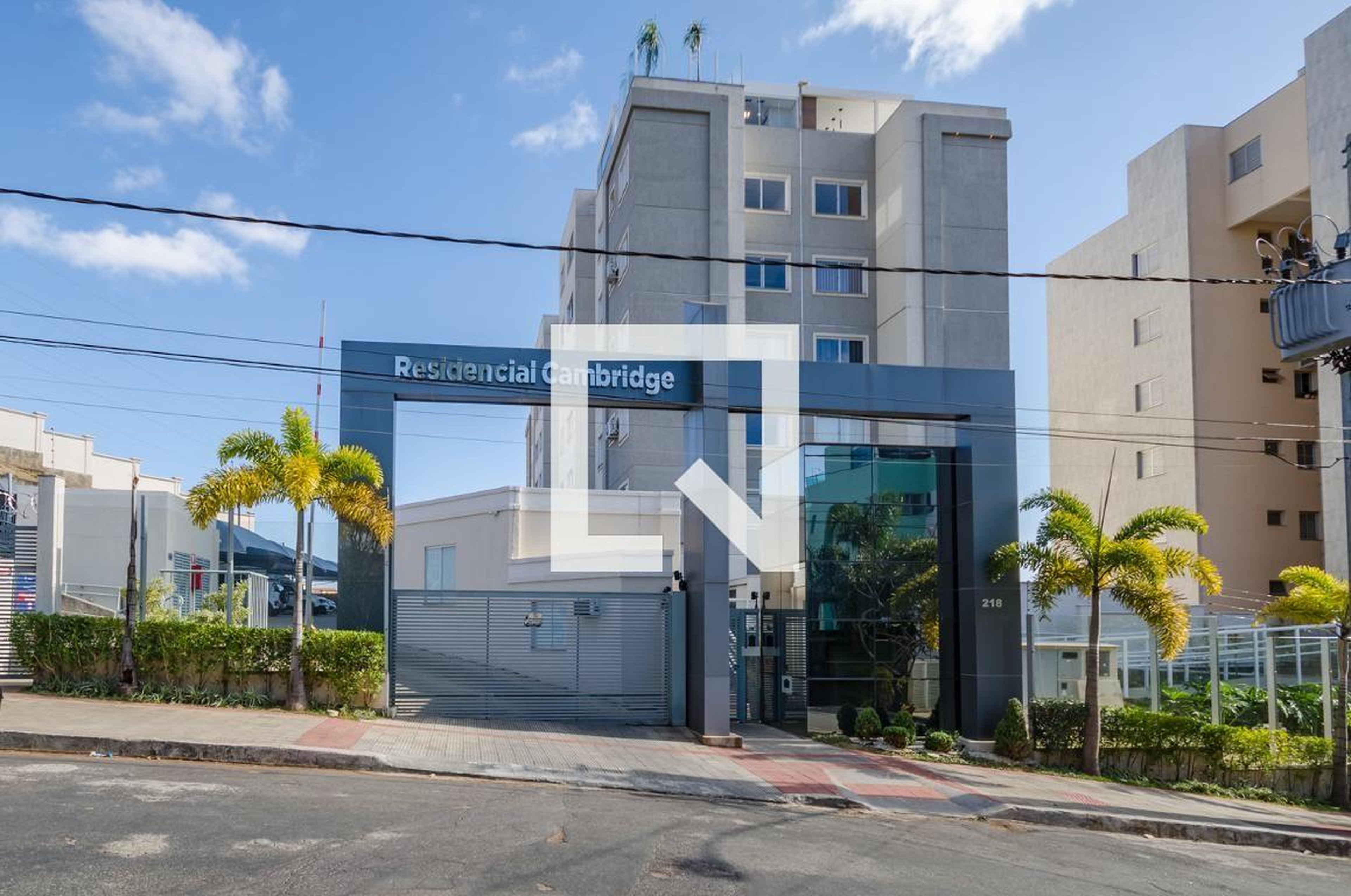 Fachada Residencial Cambridge