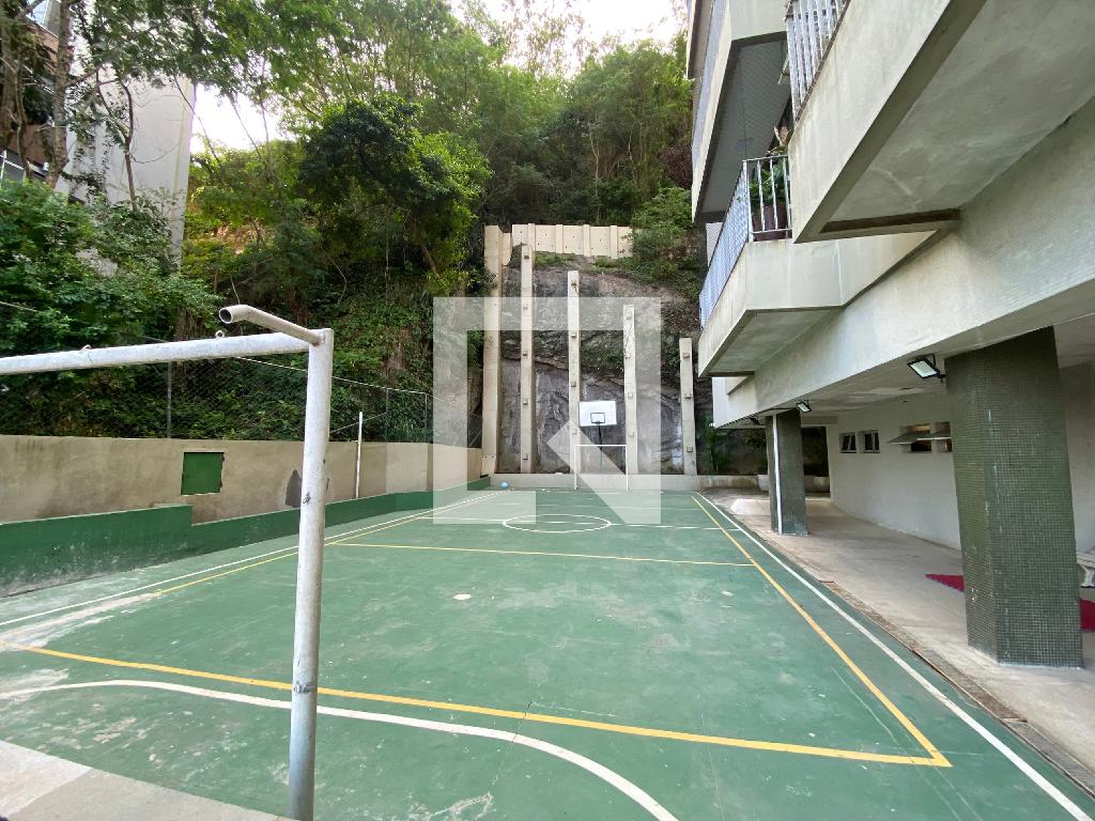 Quadra - Edifício Revil Lagoa