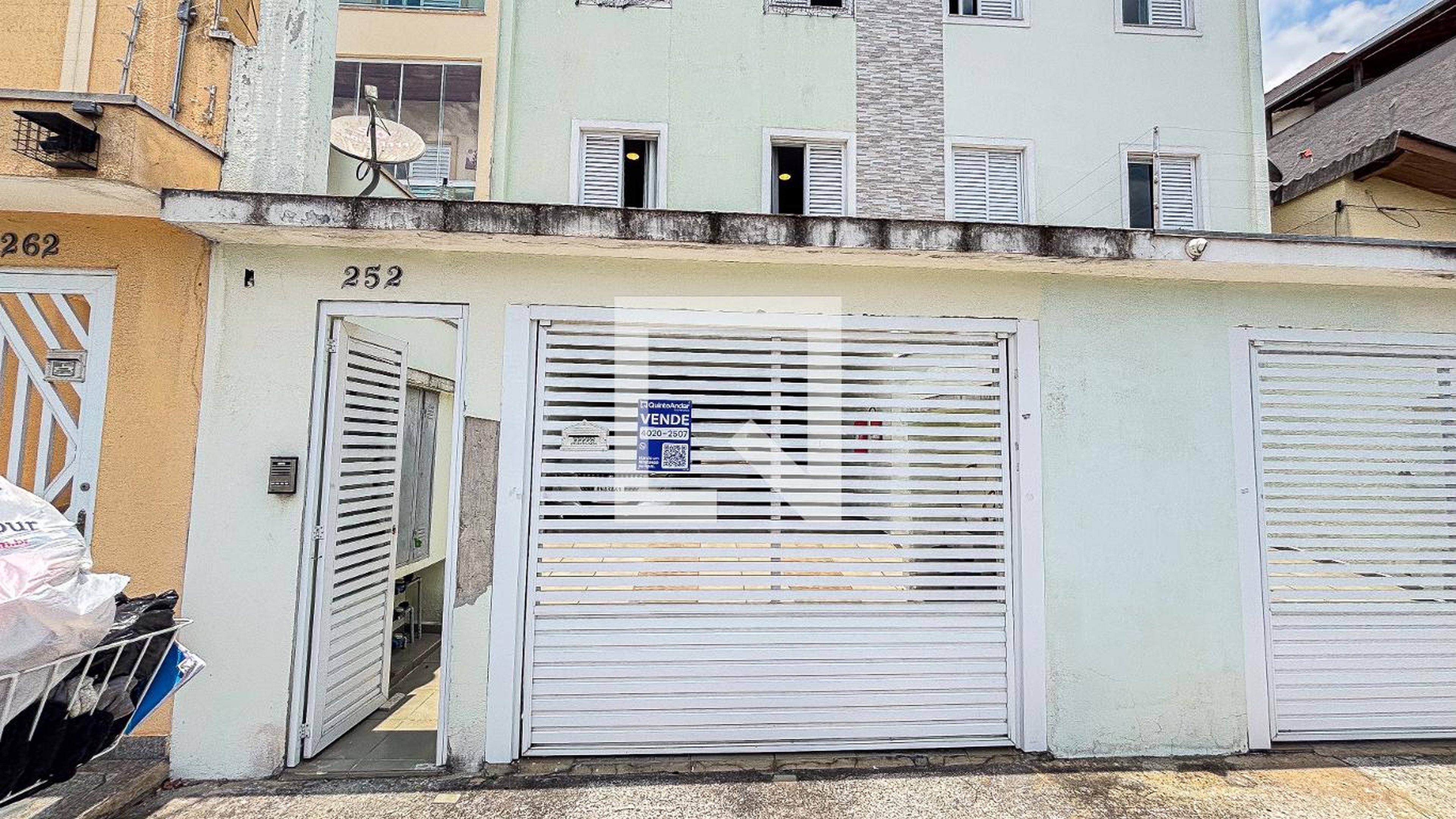 Fachada Condomínio em Rua Paissandu, 252