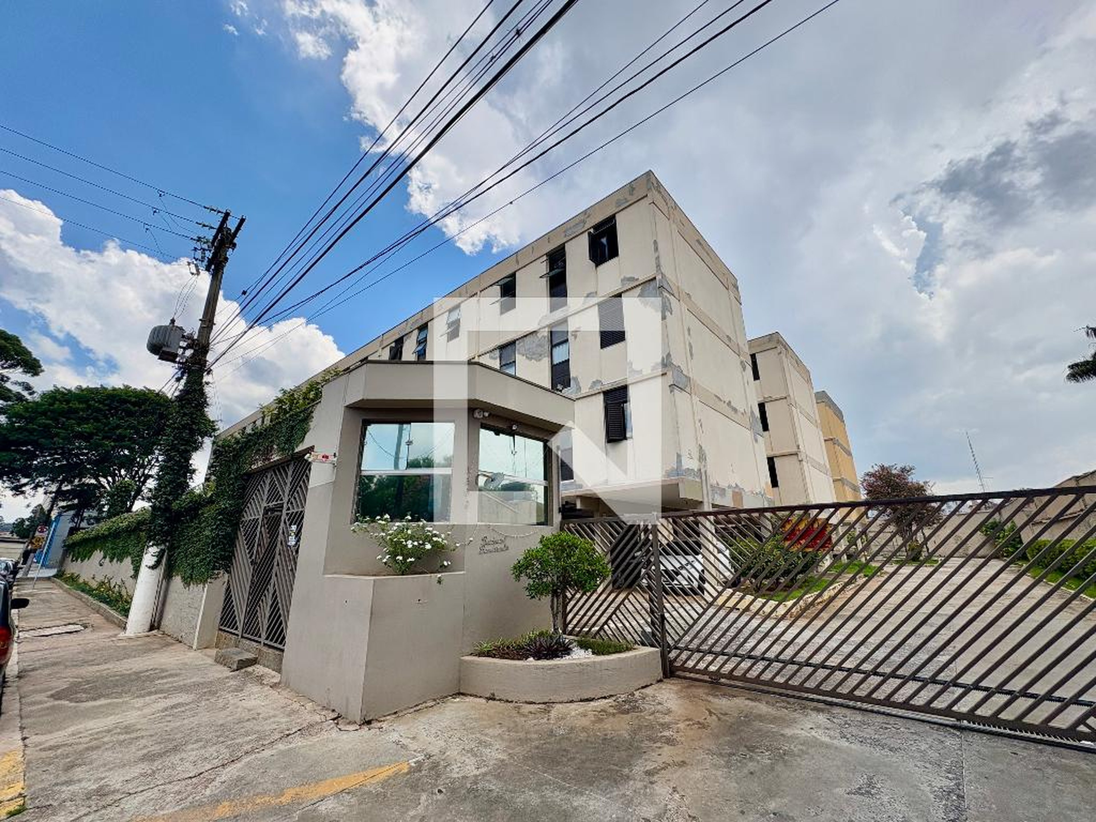 Fachada do Condomínio Residencial Bandeirantes