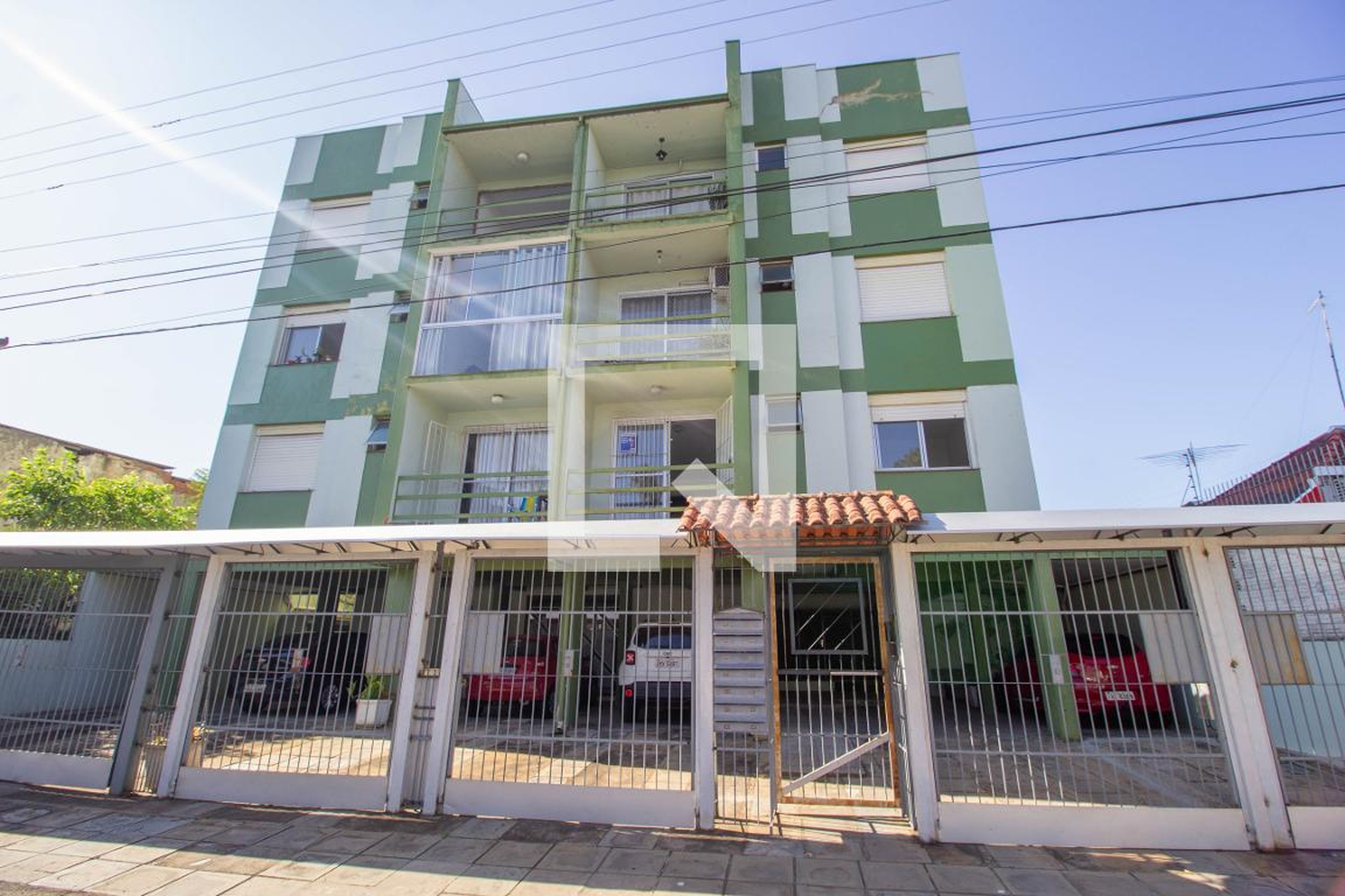 Fachada Condomínio em Praça Carlos Otaviano de Paula, 50