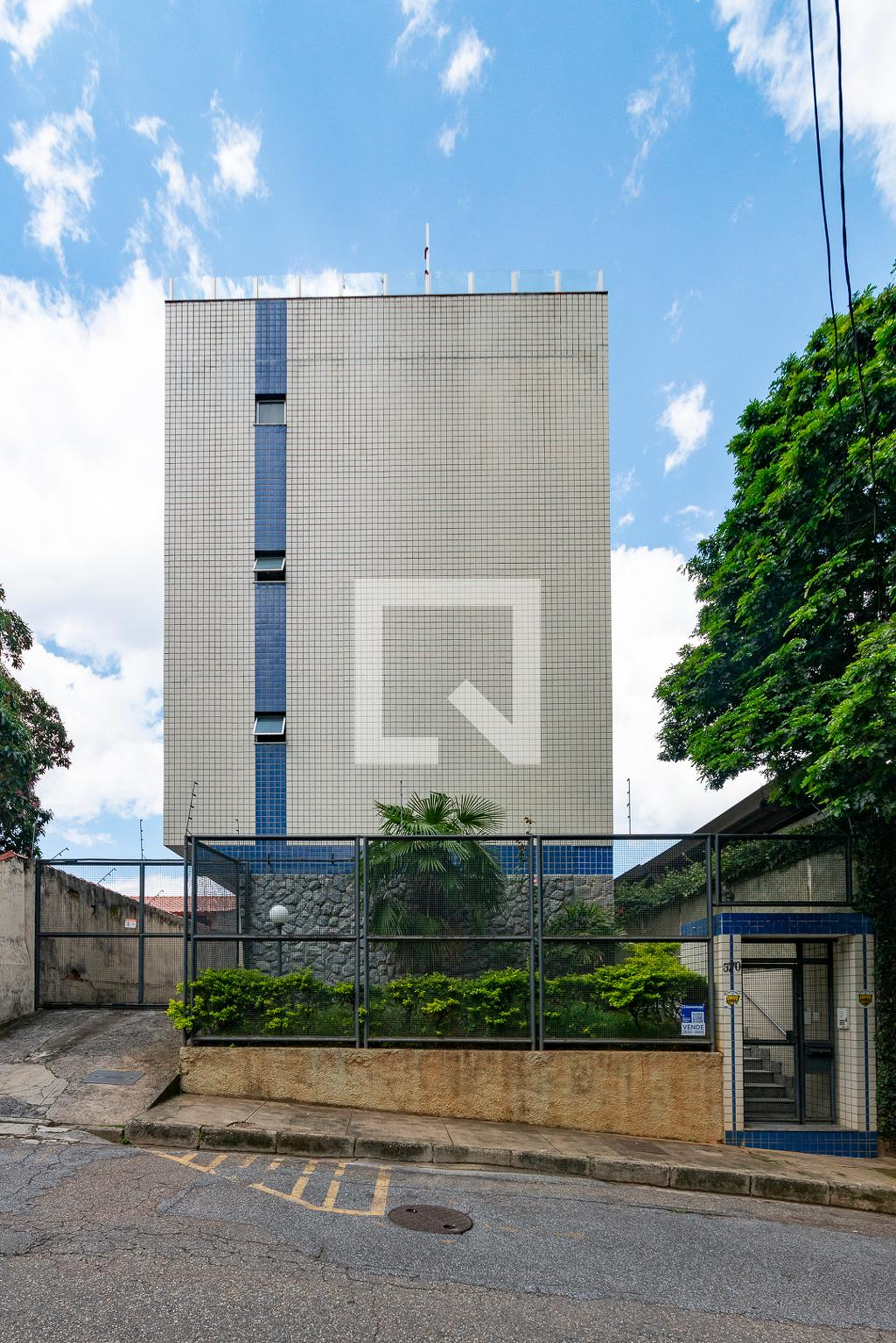 Fachada Condomínio em Rua Padre Rossini Cândido, 370