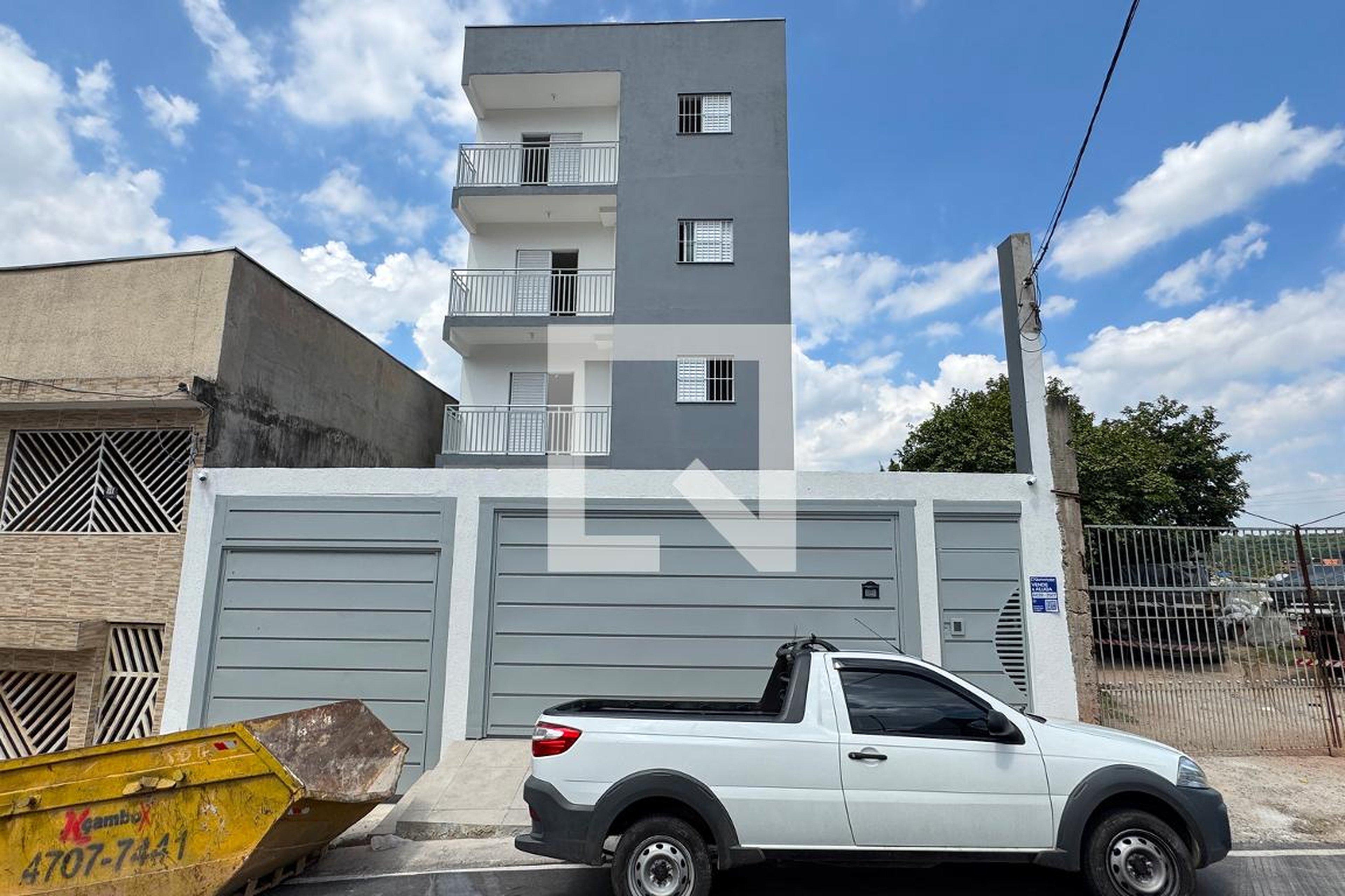 Fachada Condomínio em Rua Benedito de Paula Marcondes, 279