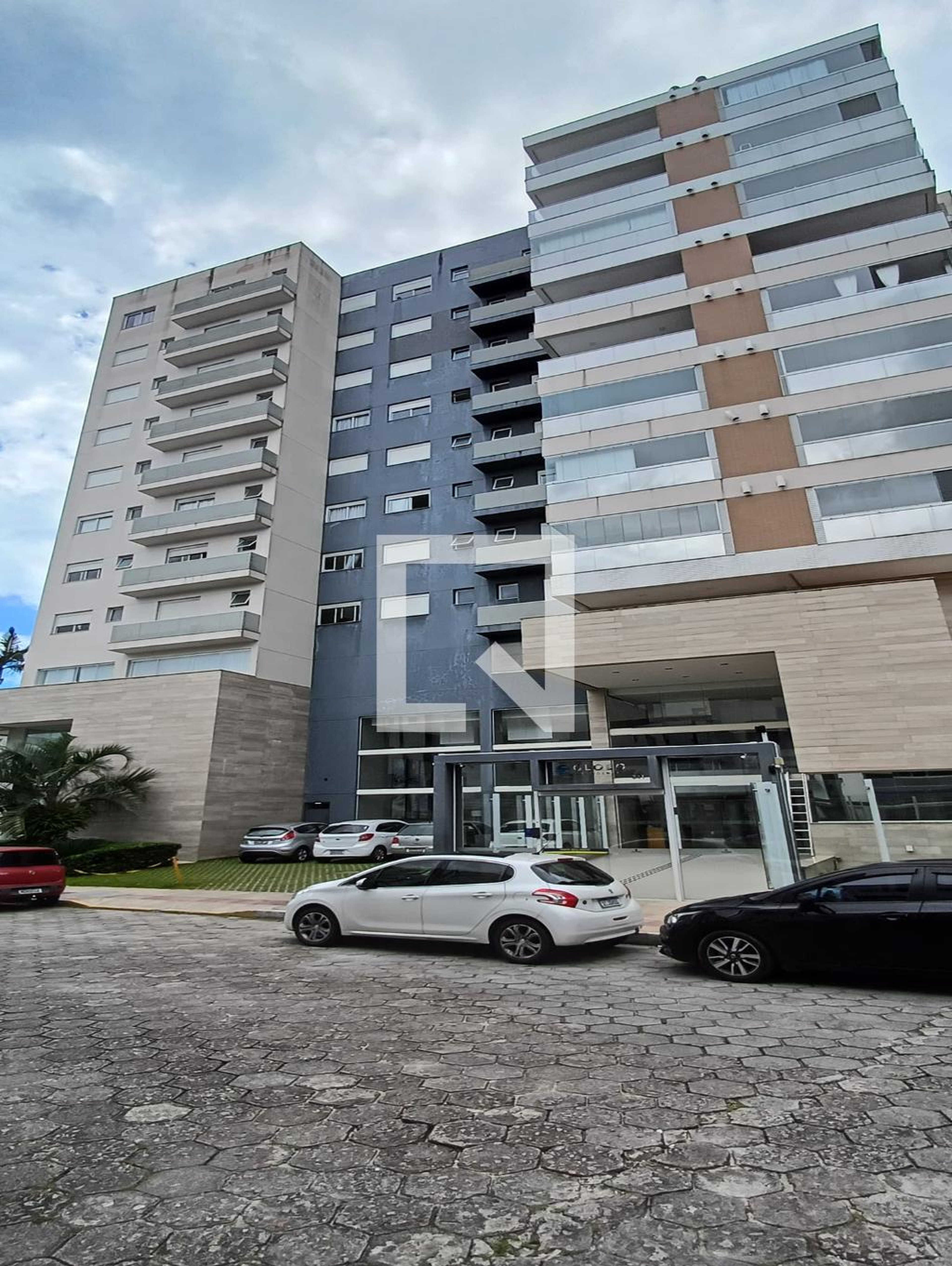 Fachada do Prédio Condomínio Globo Residence