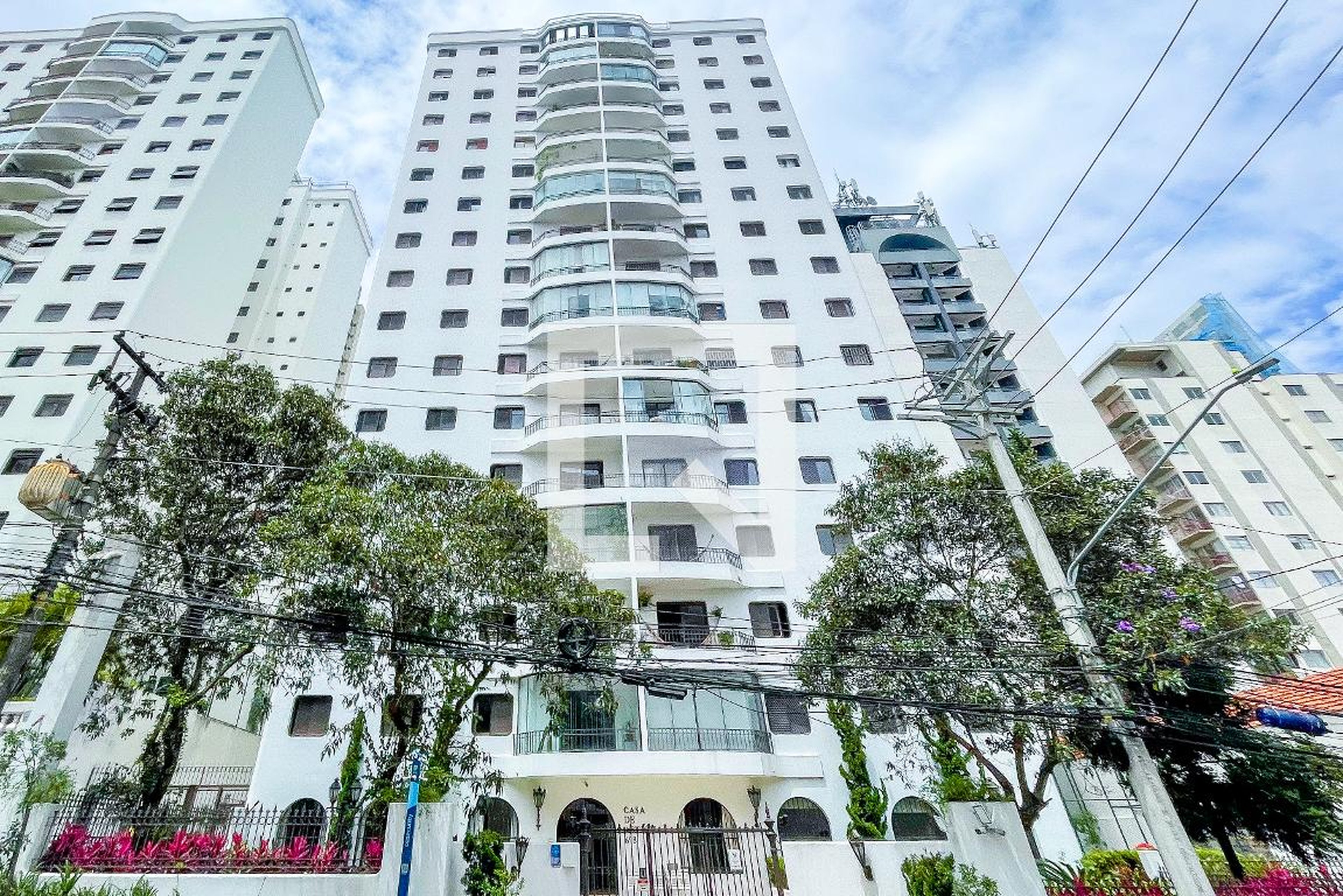 Fachada Condomínio Casa de Asturias