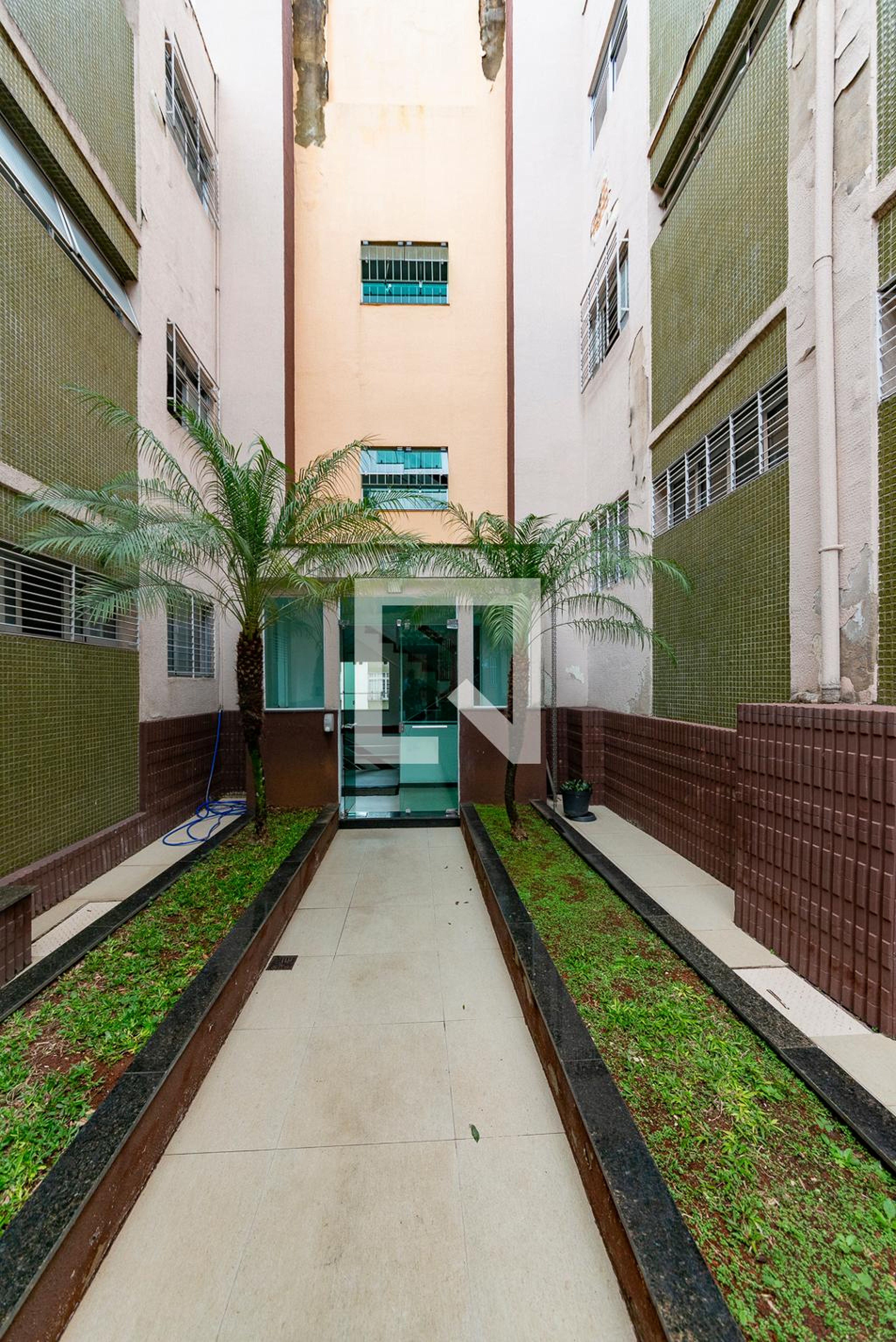 Fachada Condomínio em Rua Santos, 415