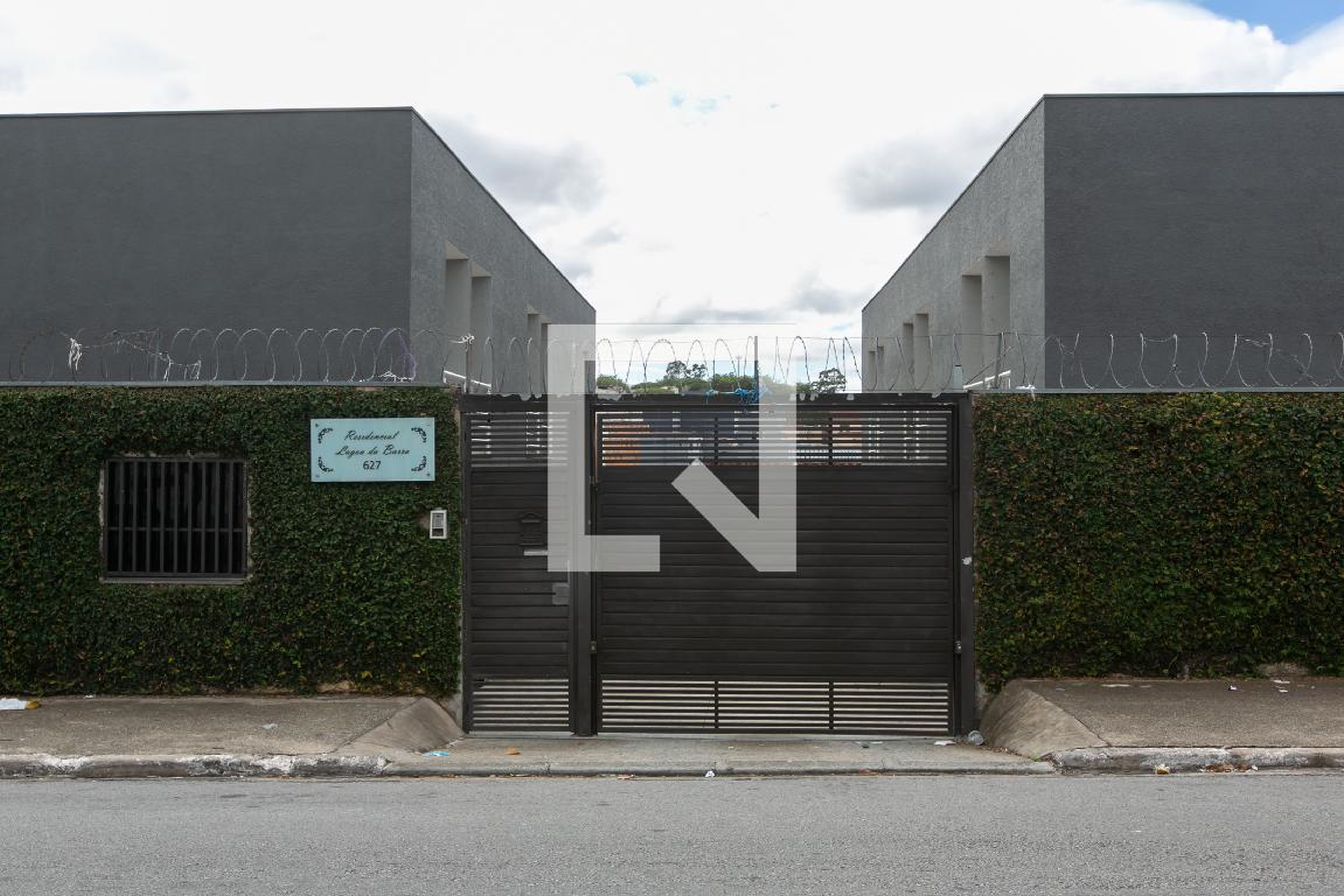 Fachada do Condomínio Condomínio em Rua Lagoa da Barra, 627