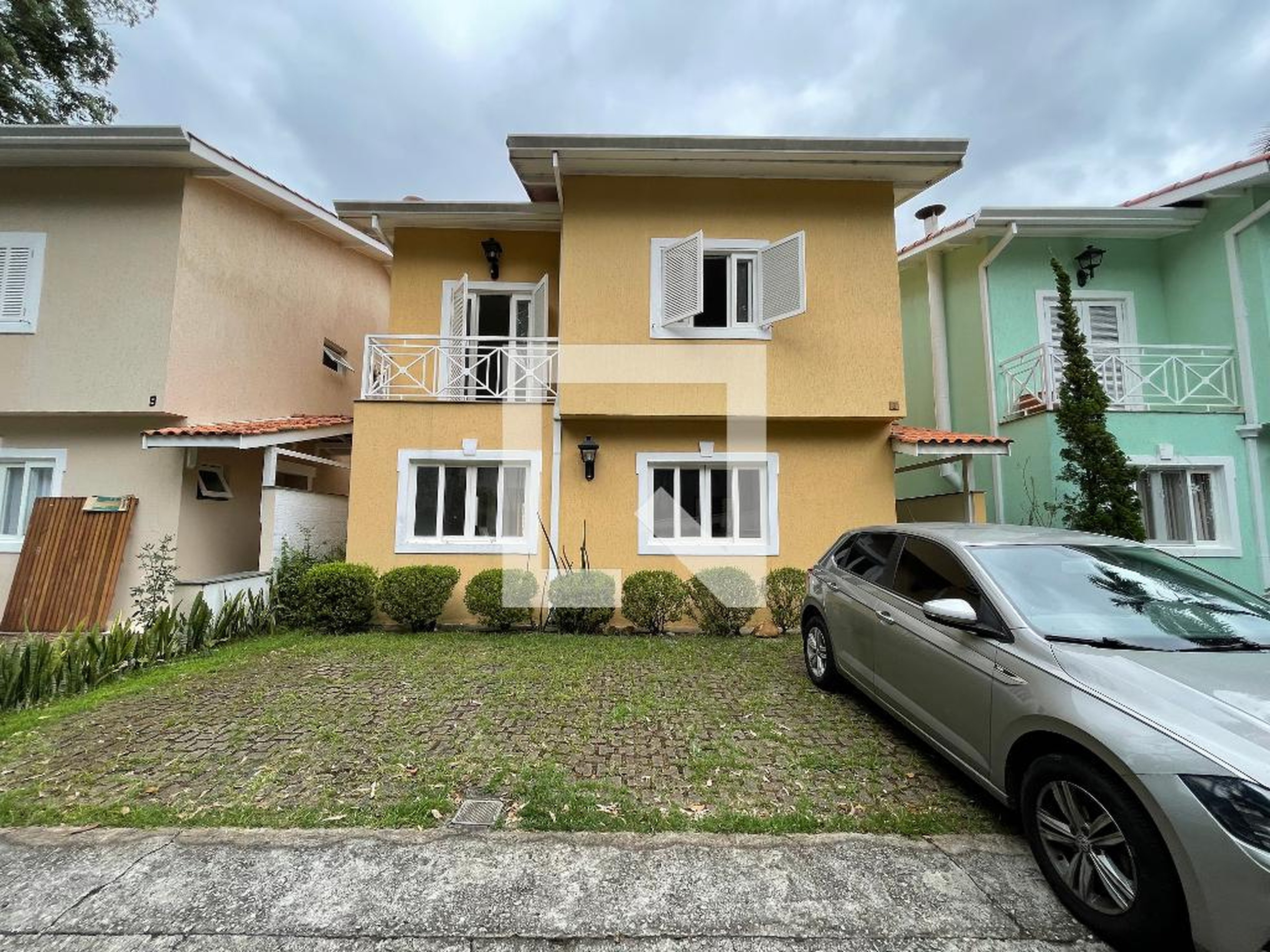 Fachada Condomínio em Rua Professor Wlademir Pereira, 235