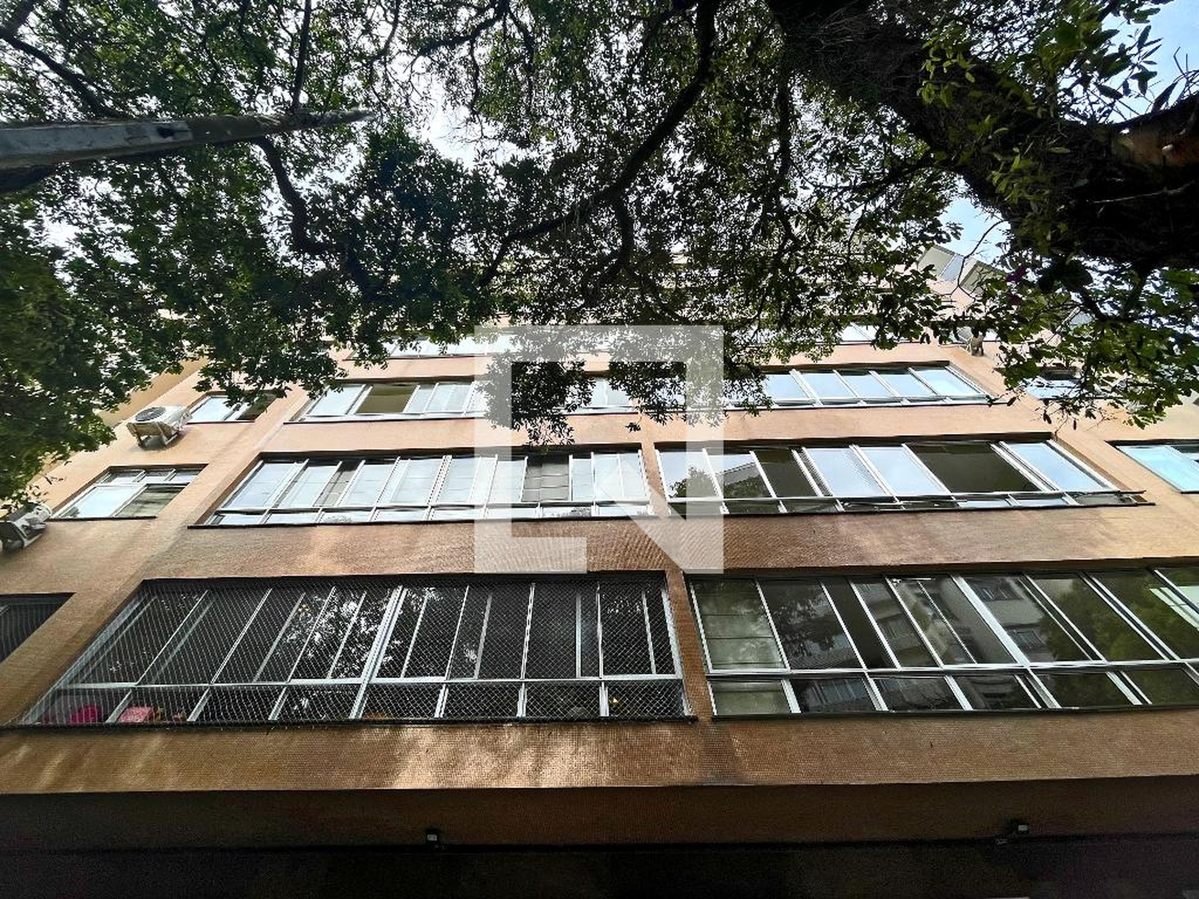 Fachada Condomínio em Rua Conselheiro Lafaiete, 4