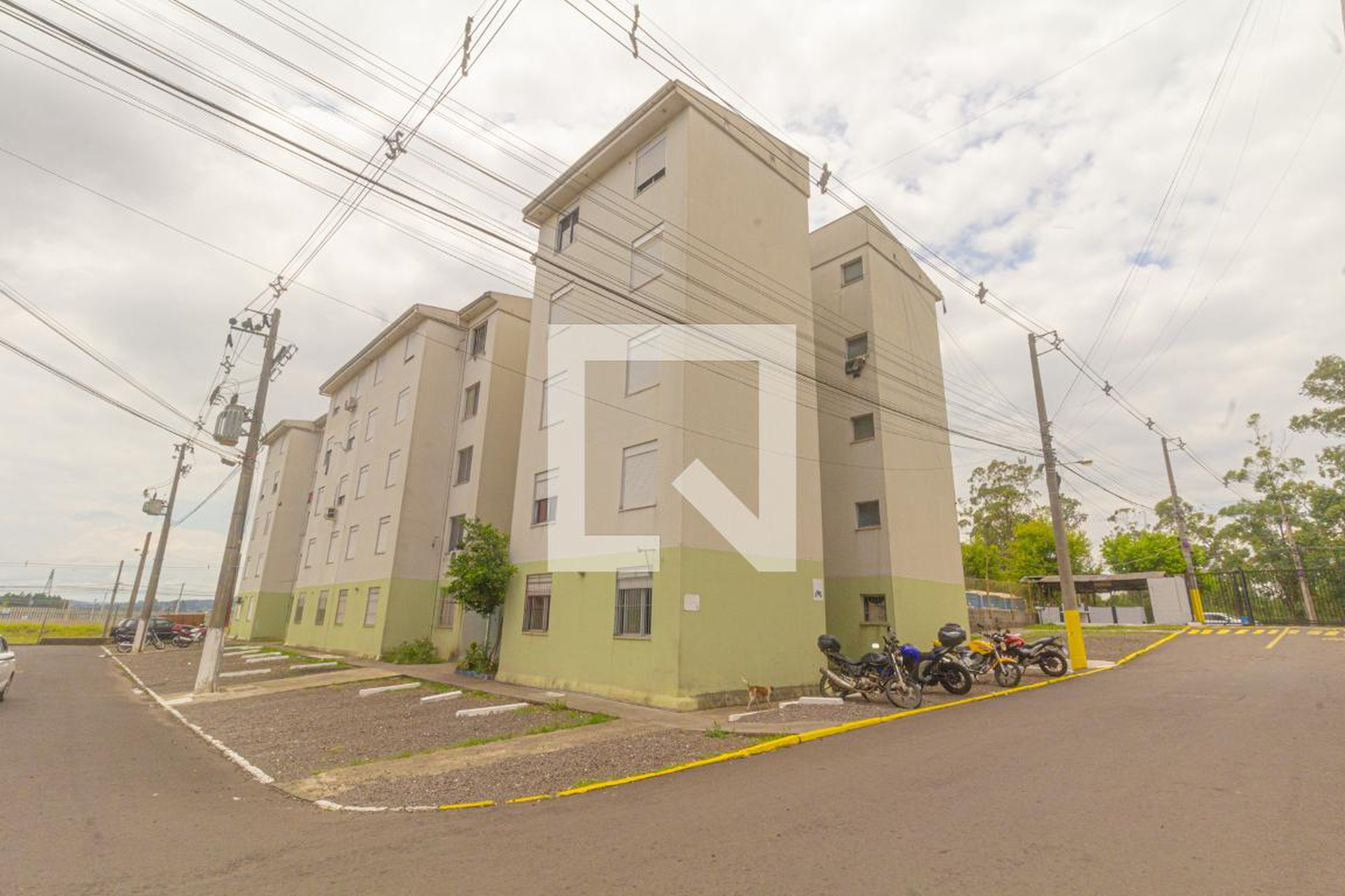 Fachada Residencial Guajuviras 1