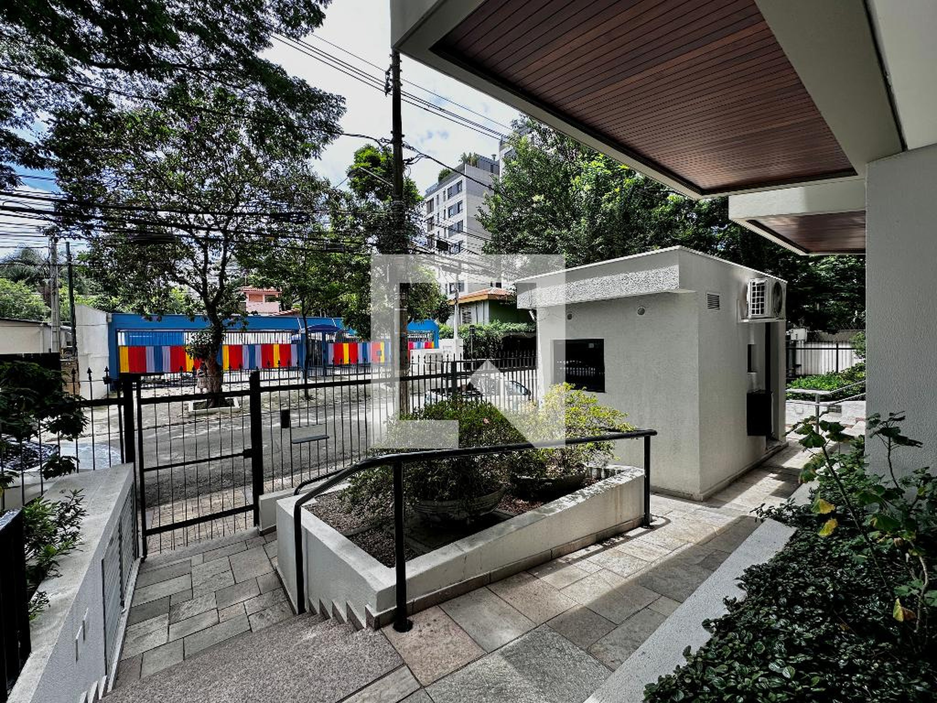 Entrada - Maison La Rochelle