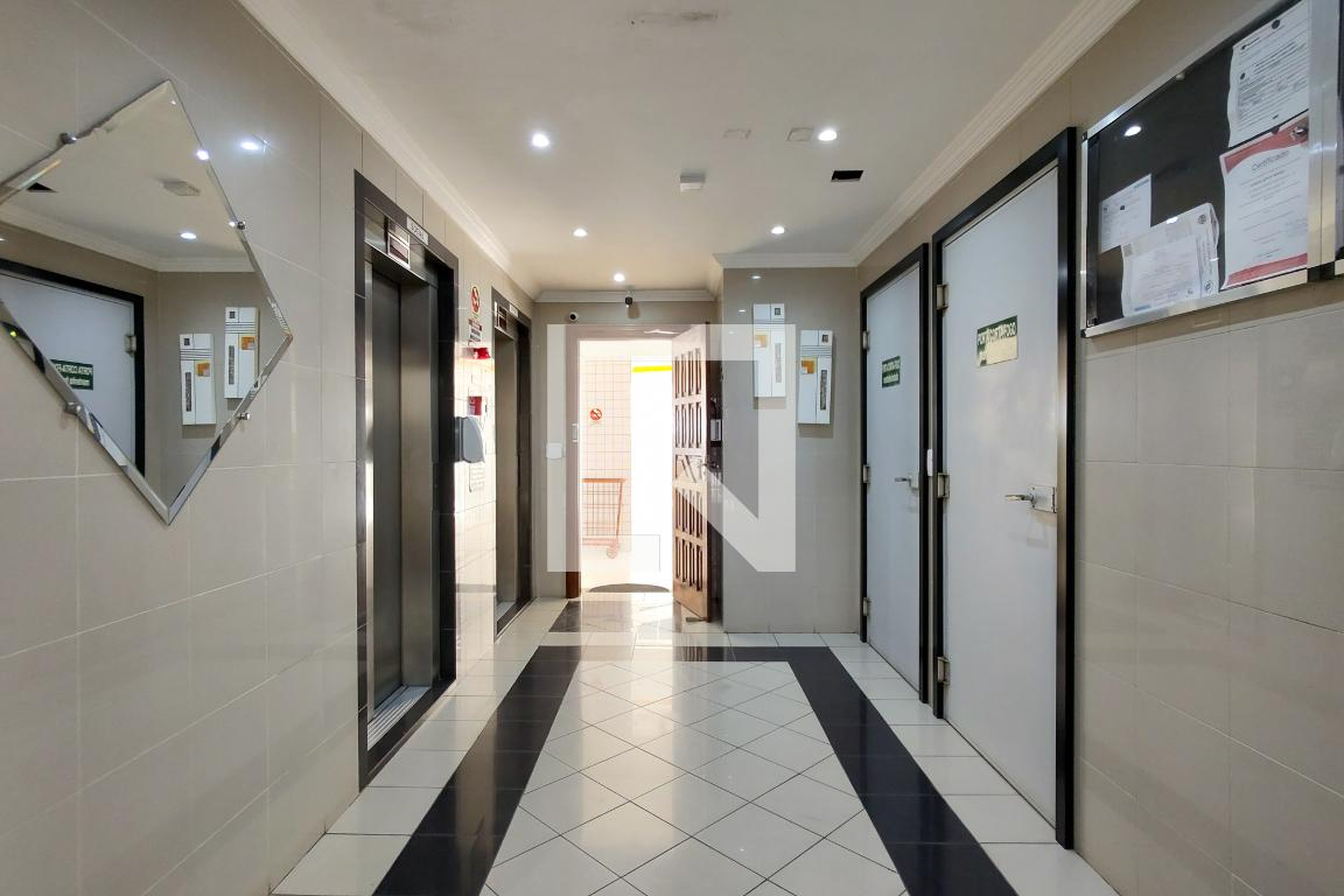 Hall de entrada - Leticia Miyazi