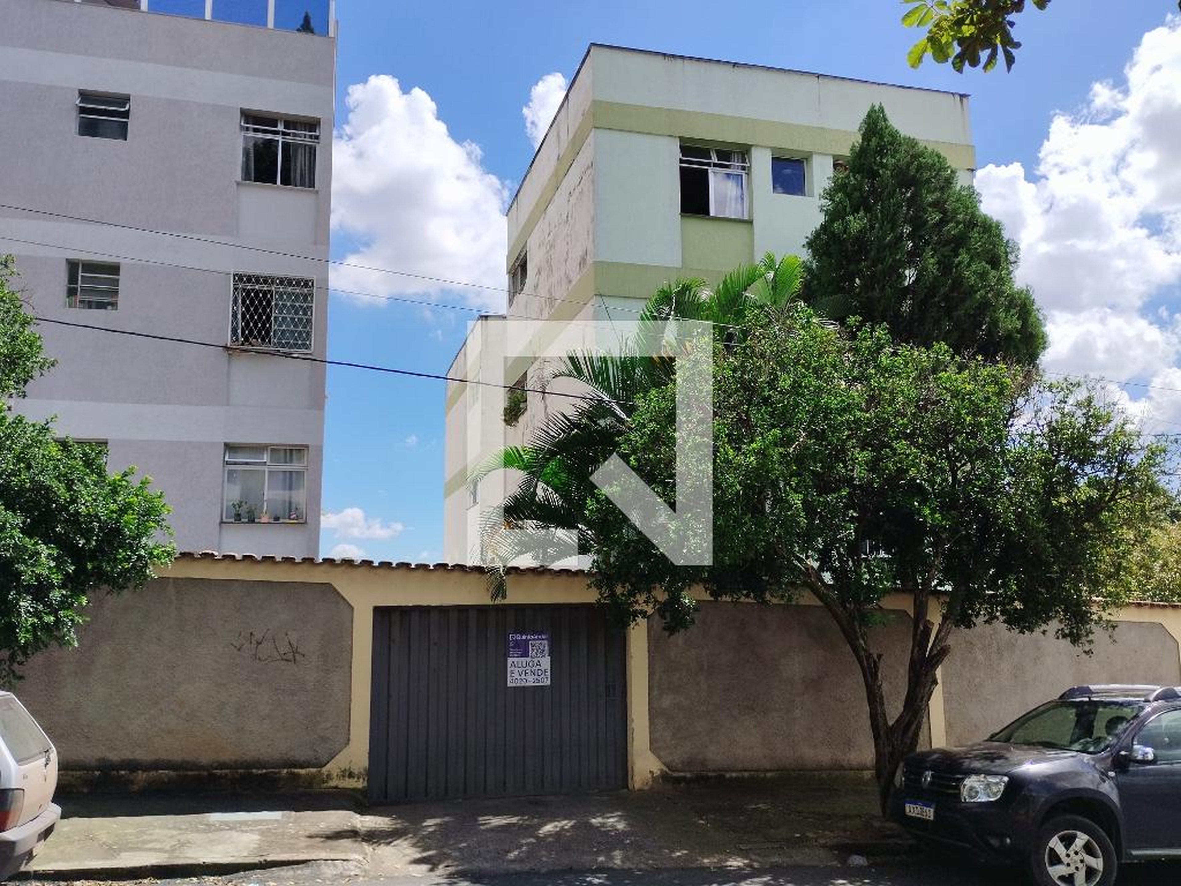 Fachada Condomínio em Rua Paineiras, 2454