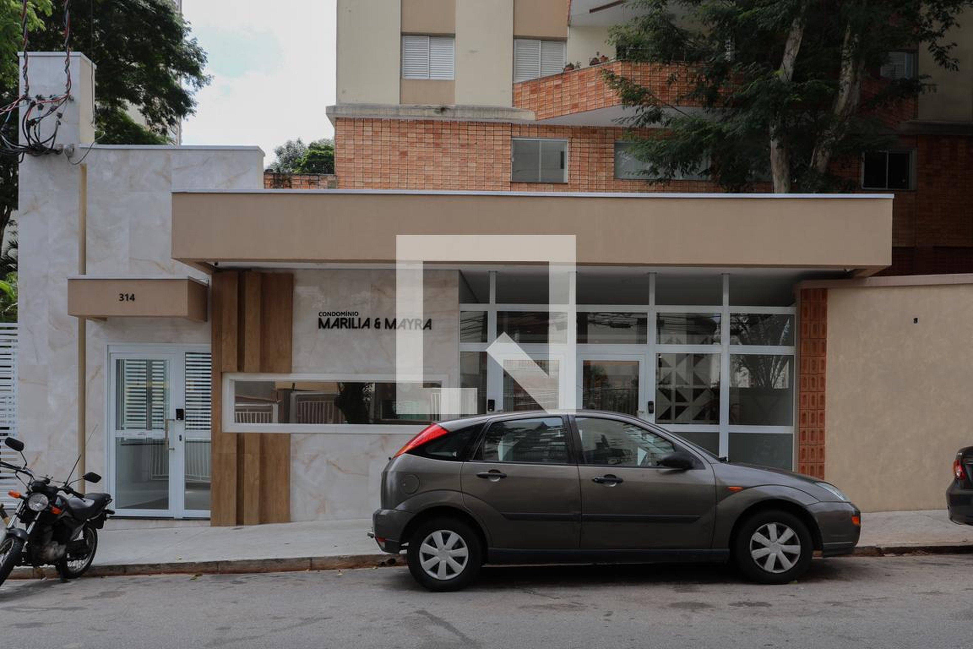 Fachada do condomínio Condomínio Edifícios Marília Mayra