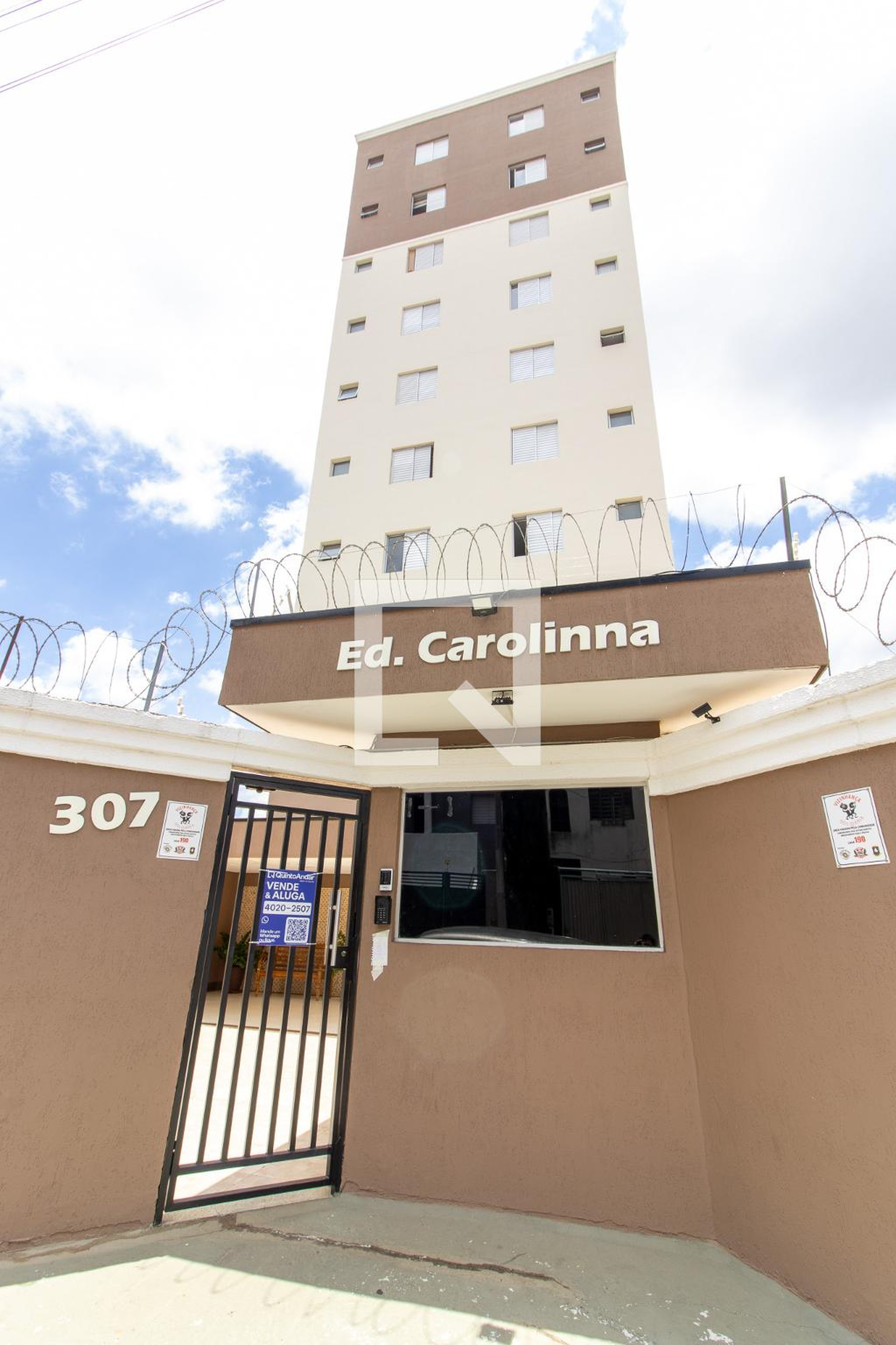 Fachada Condomínio Carolinna