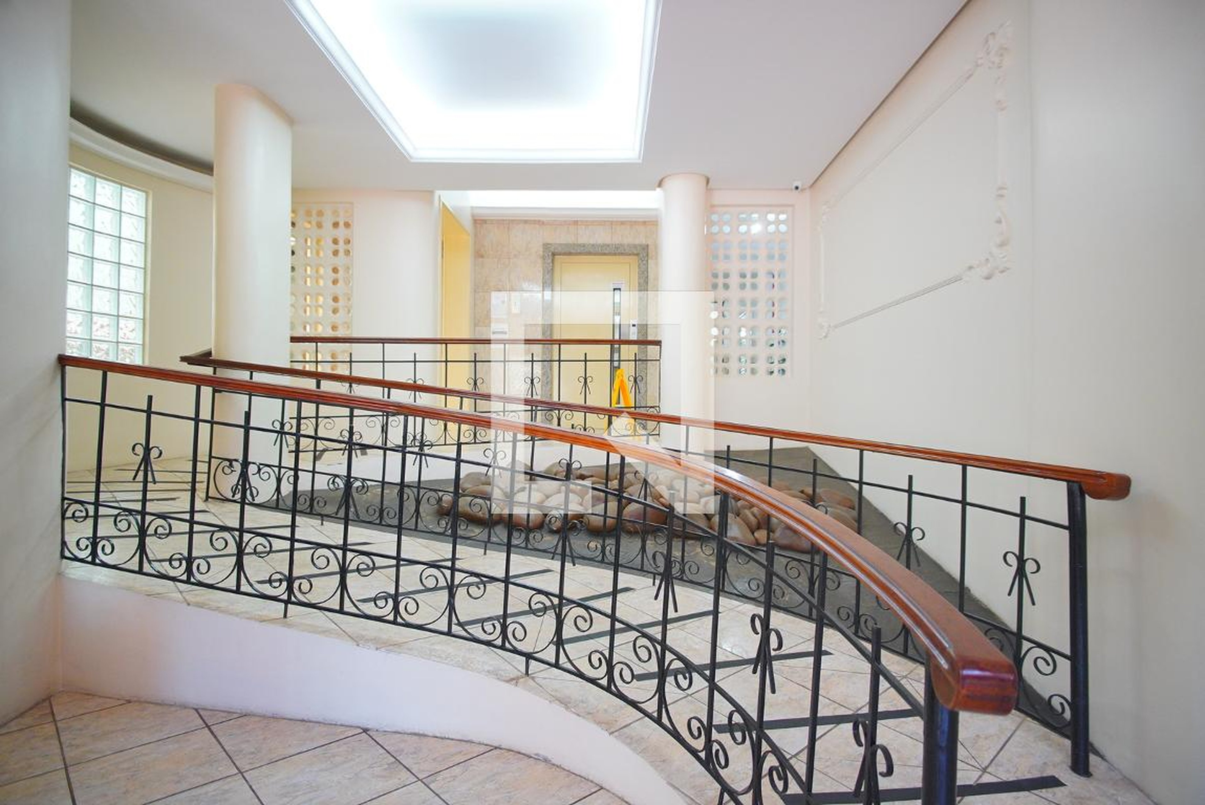 Hall de Entrada - Edifício Dom Alonso