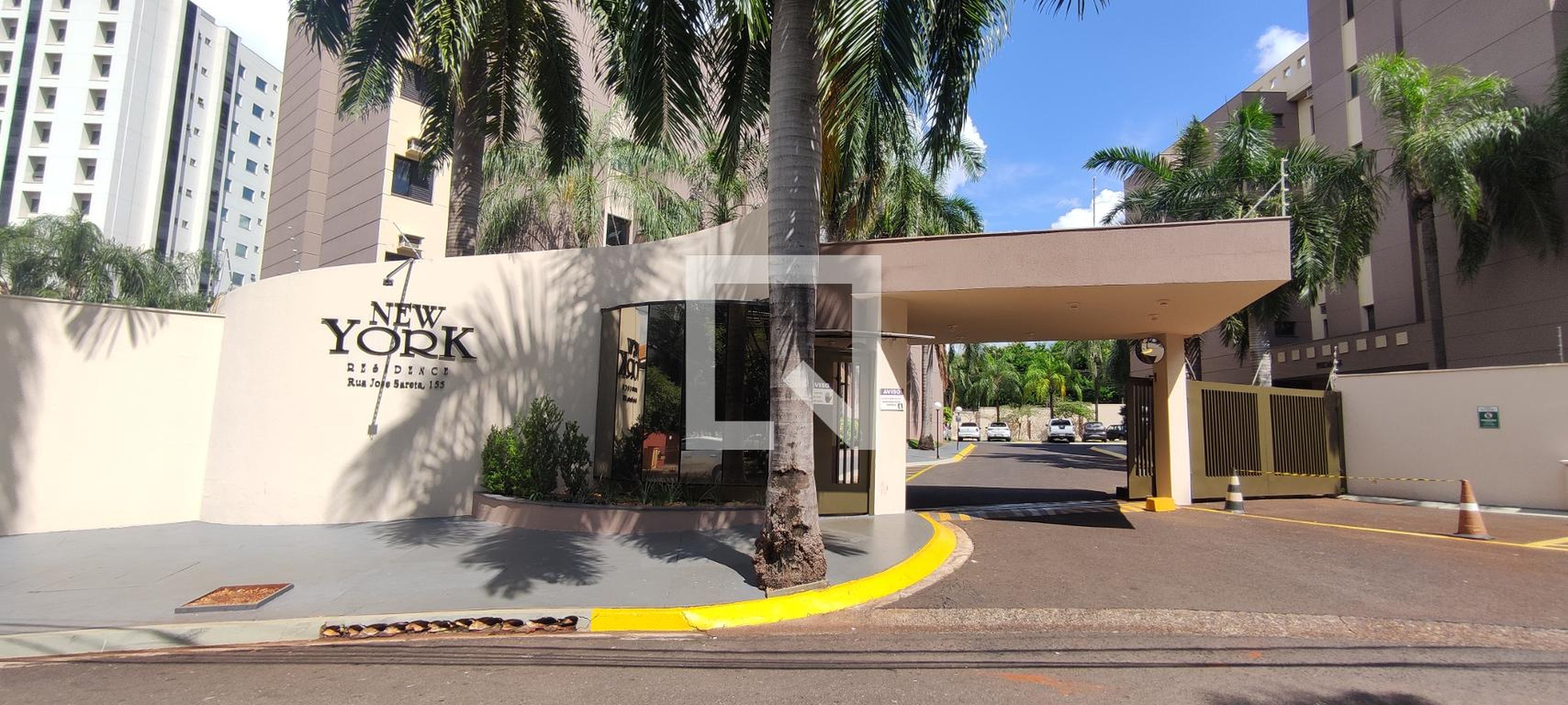 FACHADA Condomínio New York