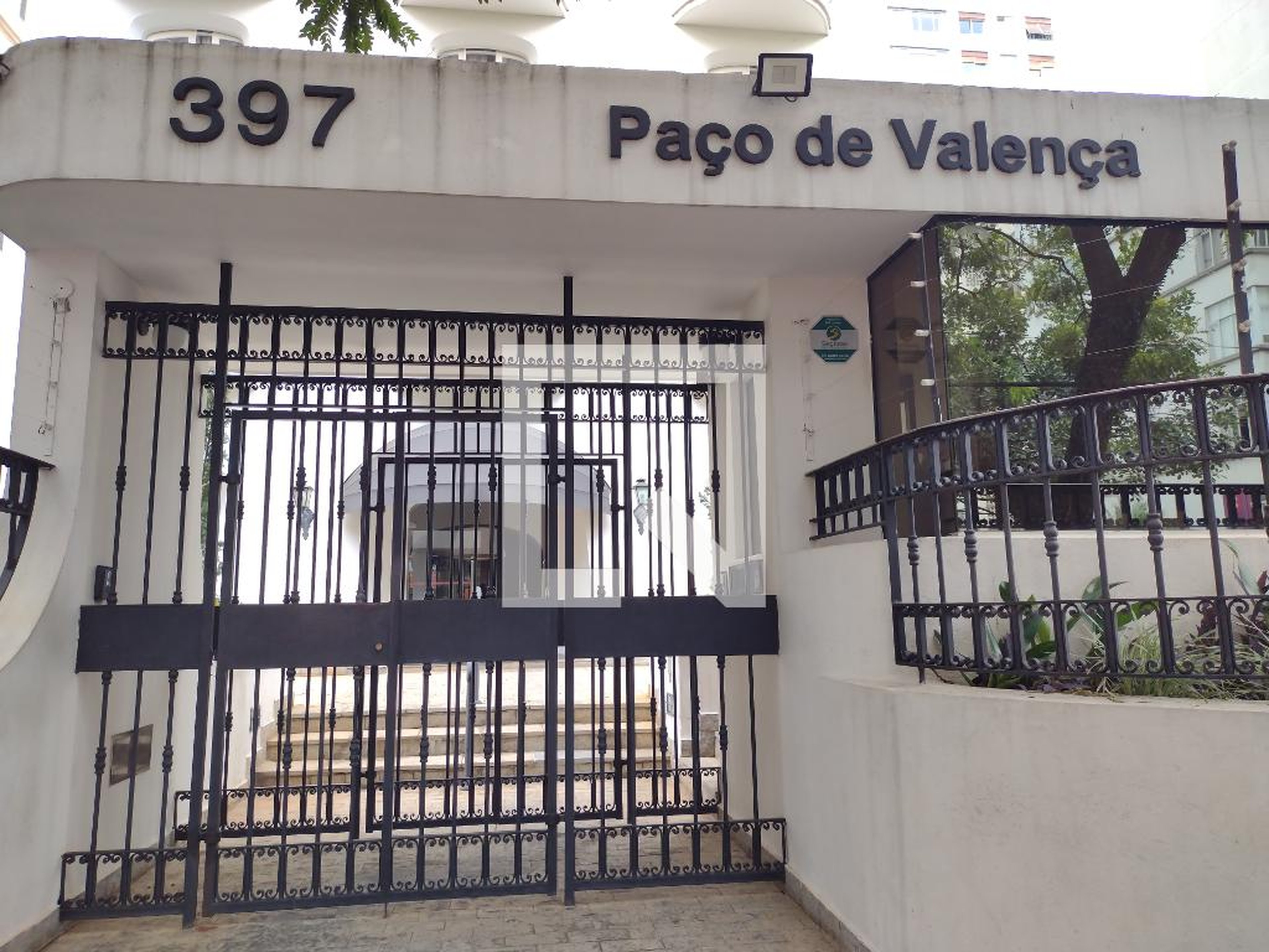 Fachada do Prédio Condomínio Paço de Valença