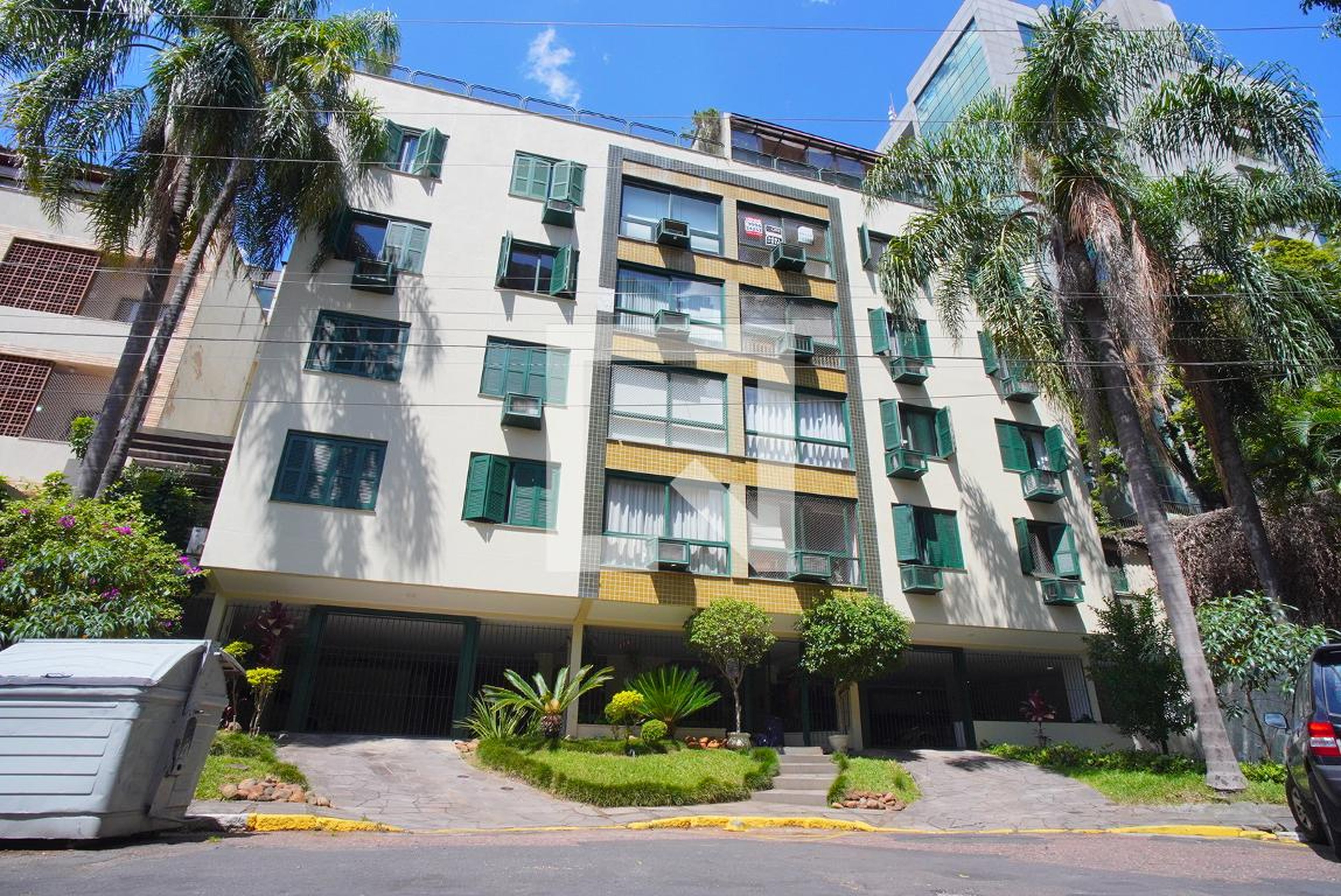 Fachada Condomínio Las Palmas