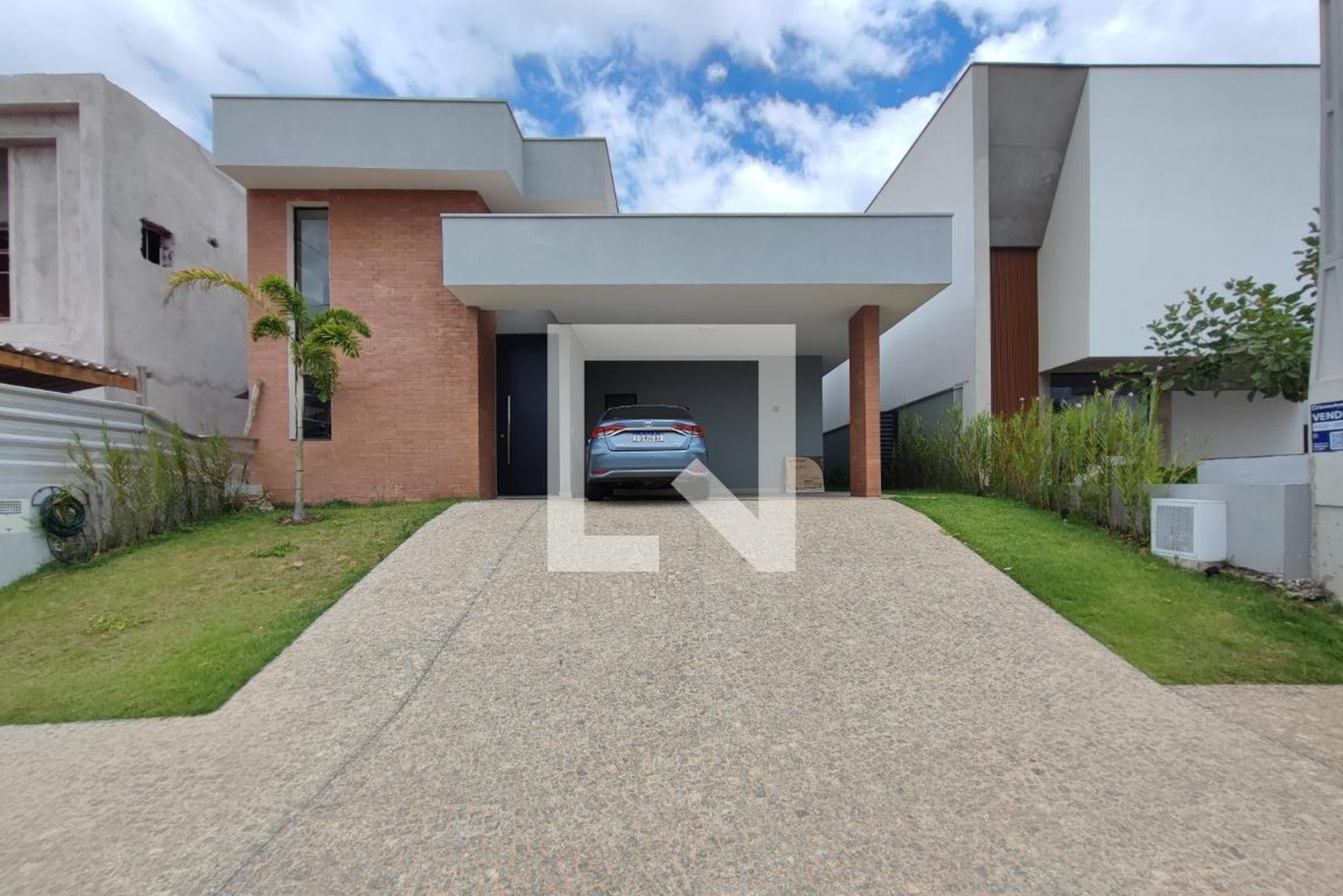 Fachada Condomínio em Avenida Dermival Bernardes Siqueira, 2904