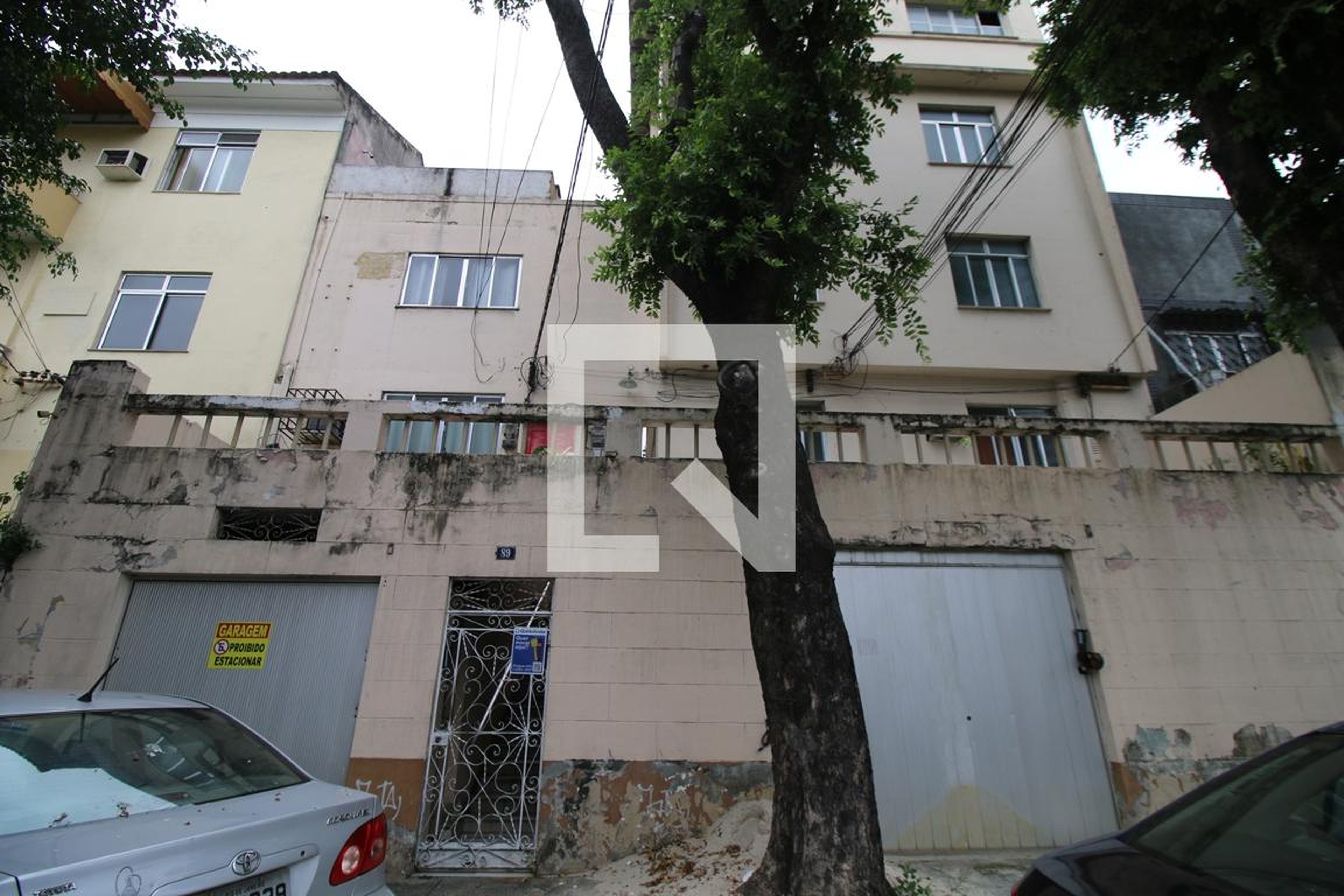 Fachada do Prédio Condomínio em Rua Cintra, 89