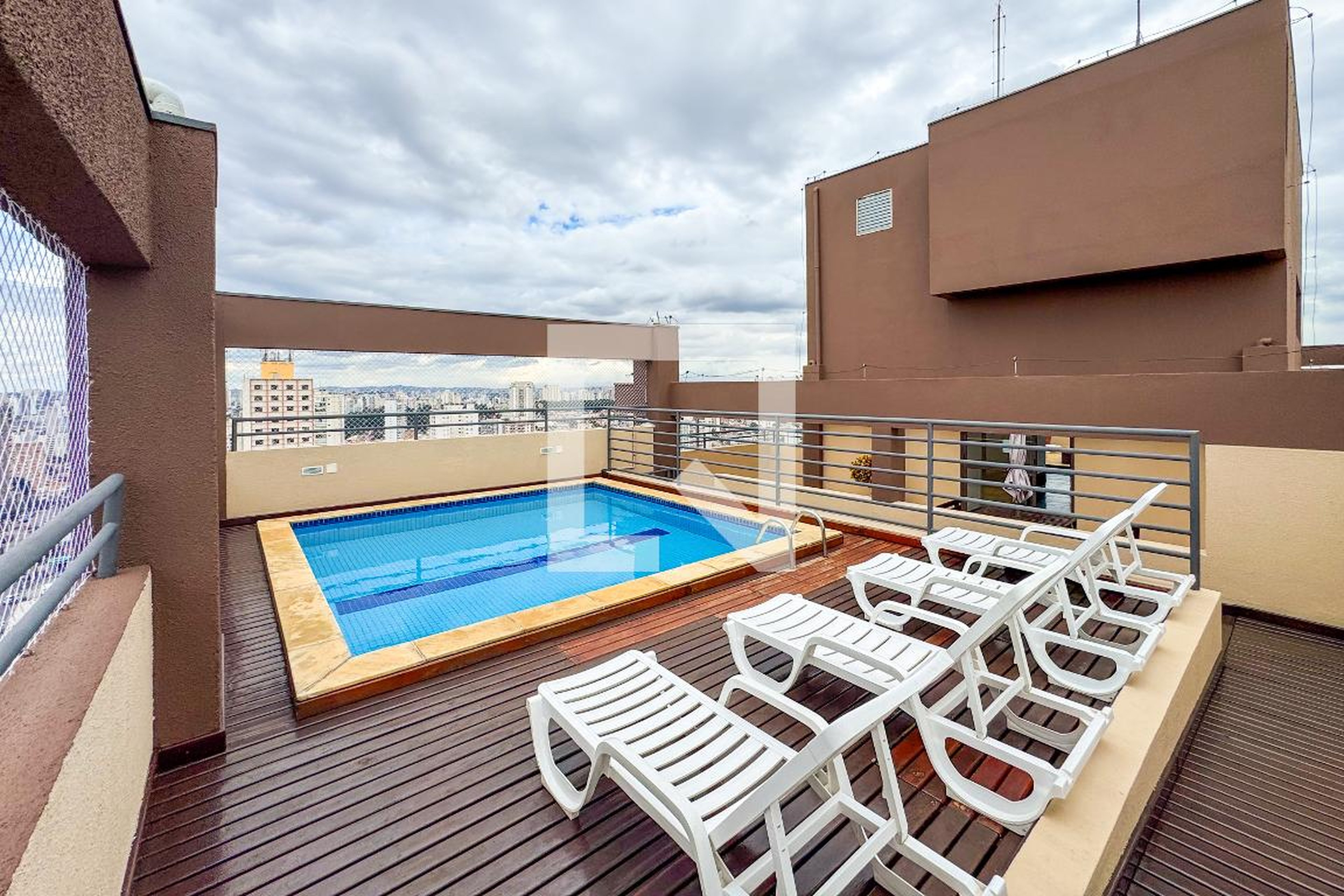 Piscina - Edifício Isabella