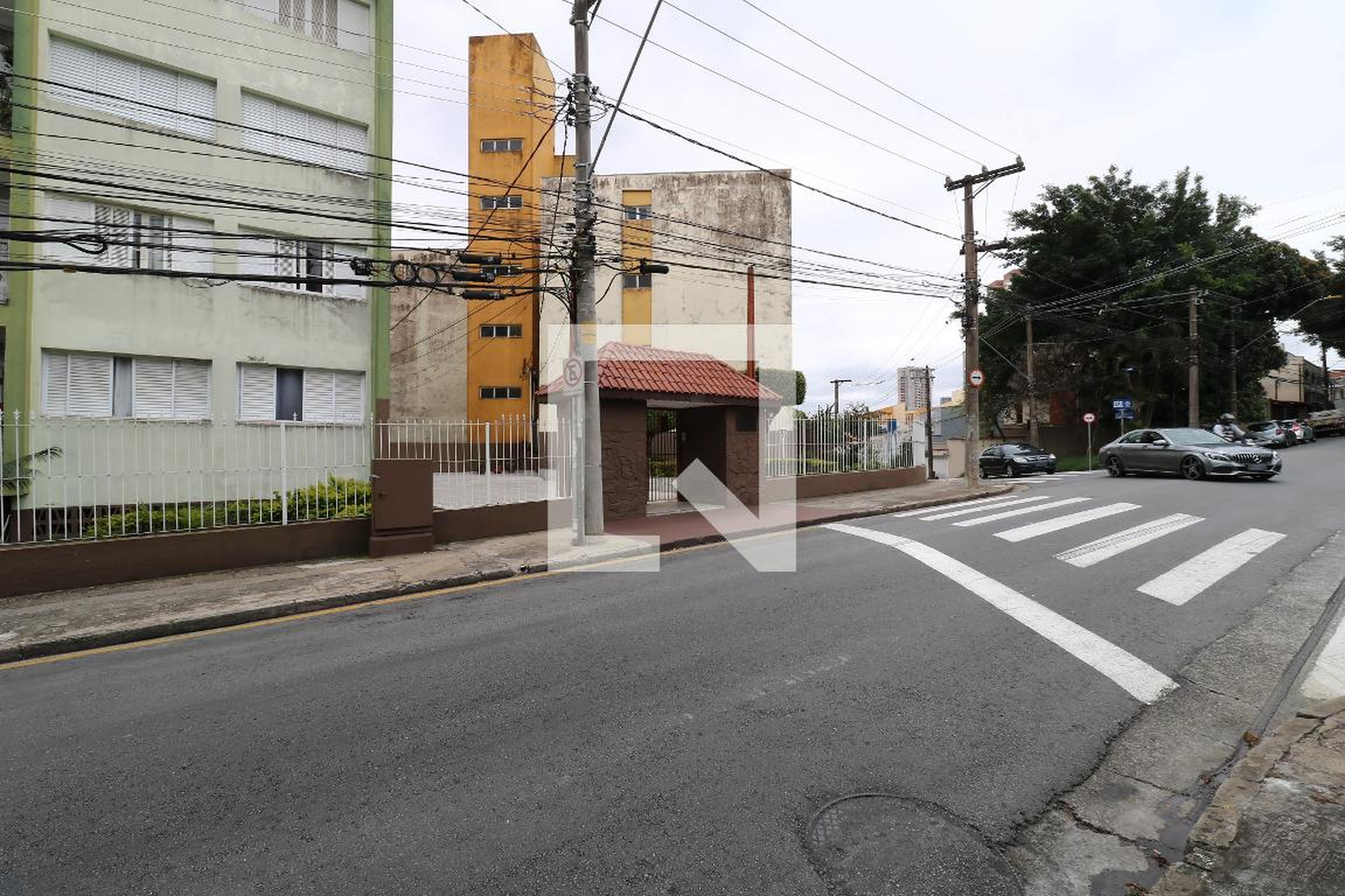 Fachada Condomínio em Rua Marina, 1210