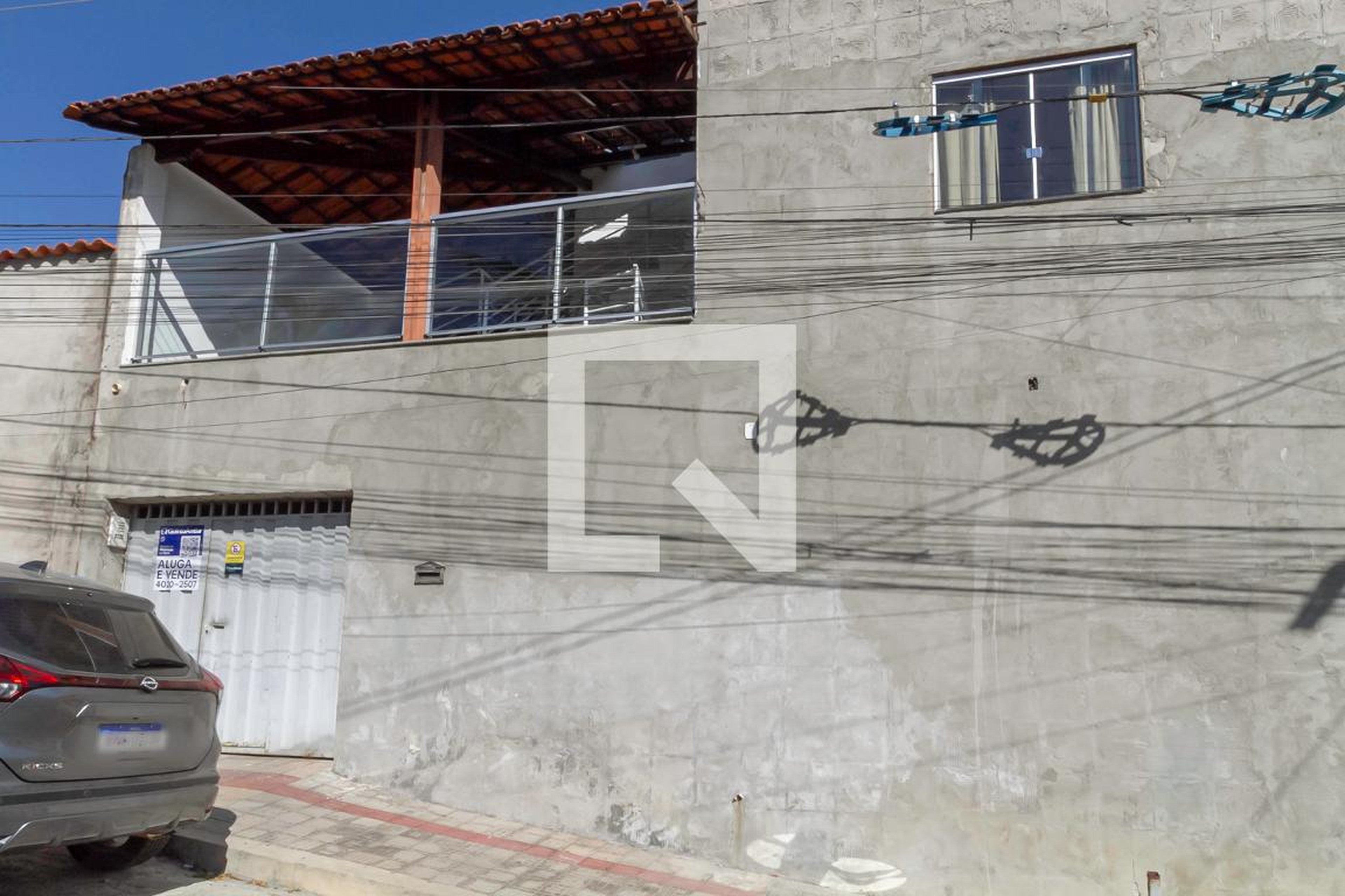 Fachada Condomínio em Rua Juventino Dias, 250