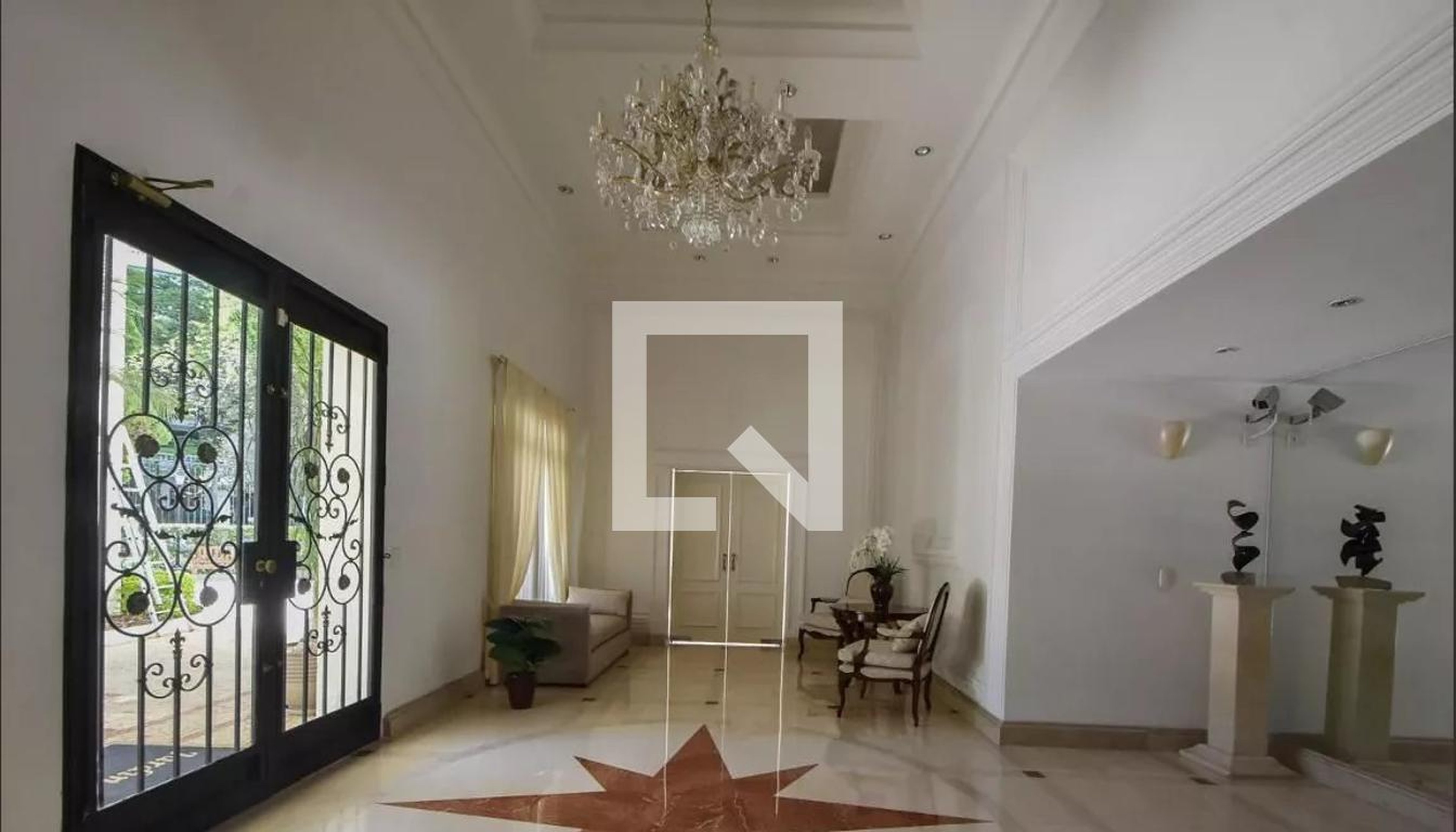 Hall Social - Jardins Des Tuileries