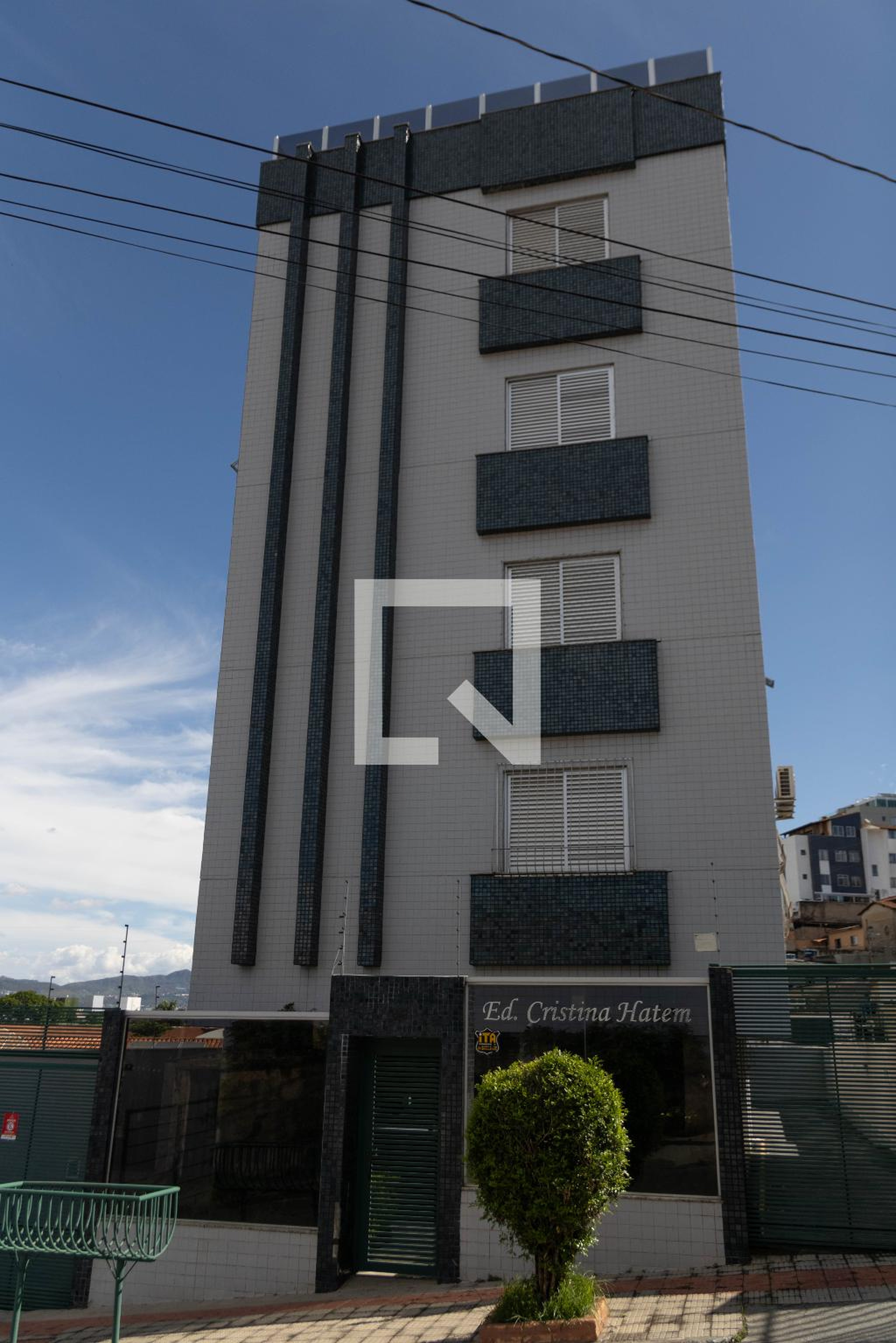Fachada Edifício Cristina Hatem