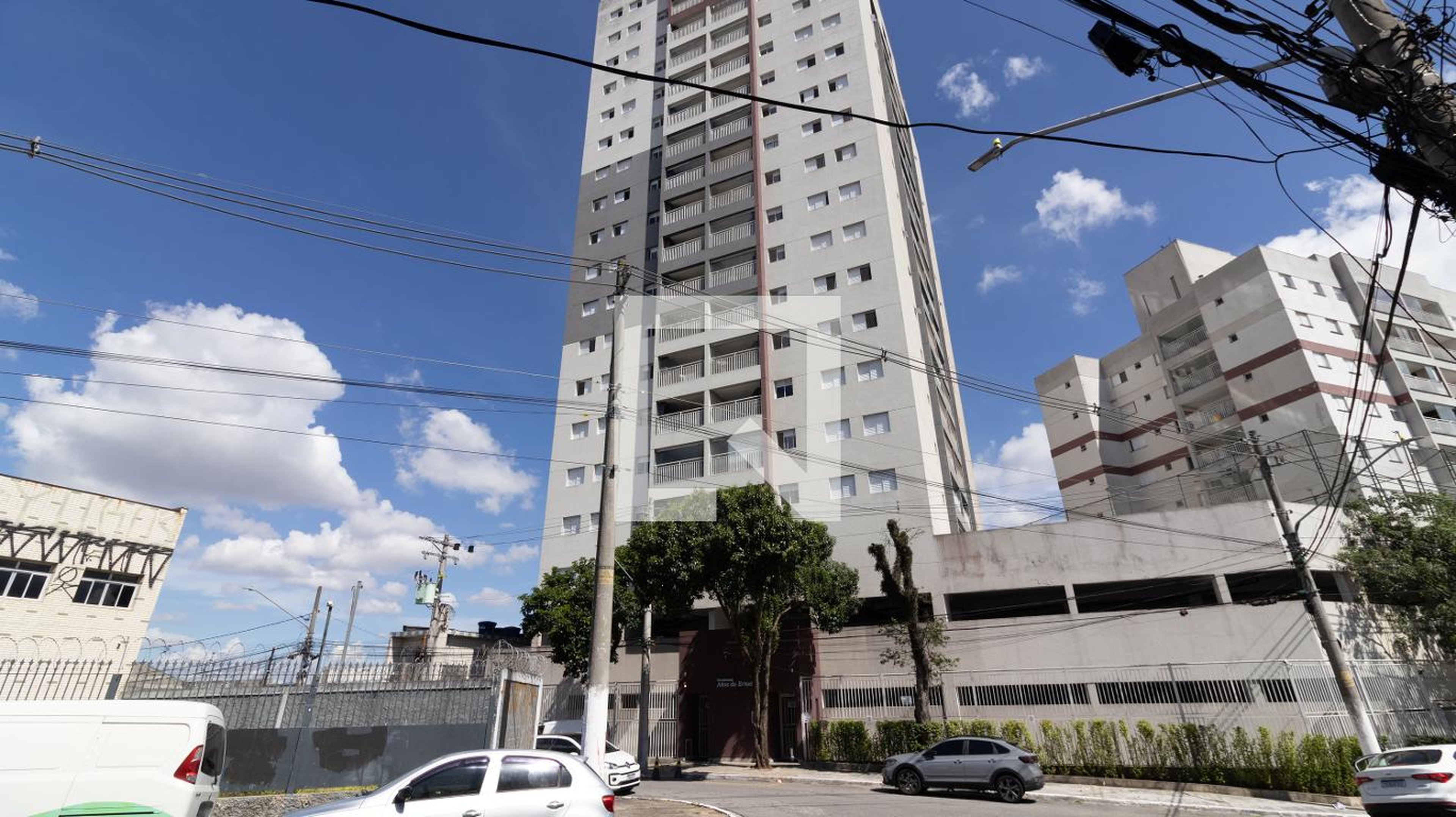 Fachada Condomínio em Rua Gilberto José Gonçalves, 427
