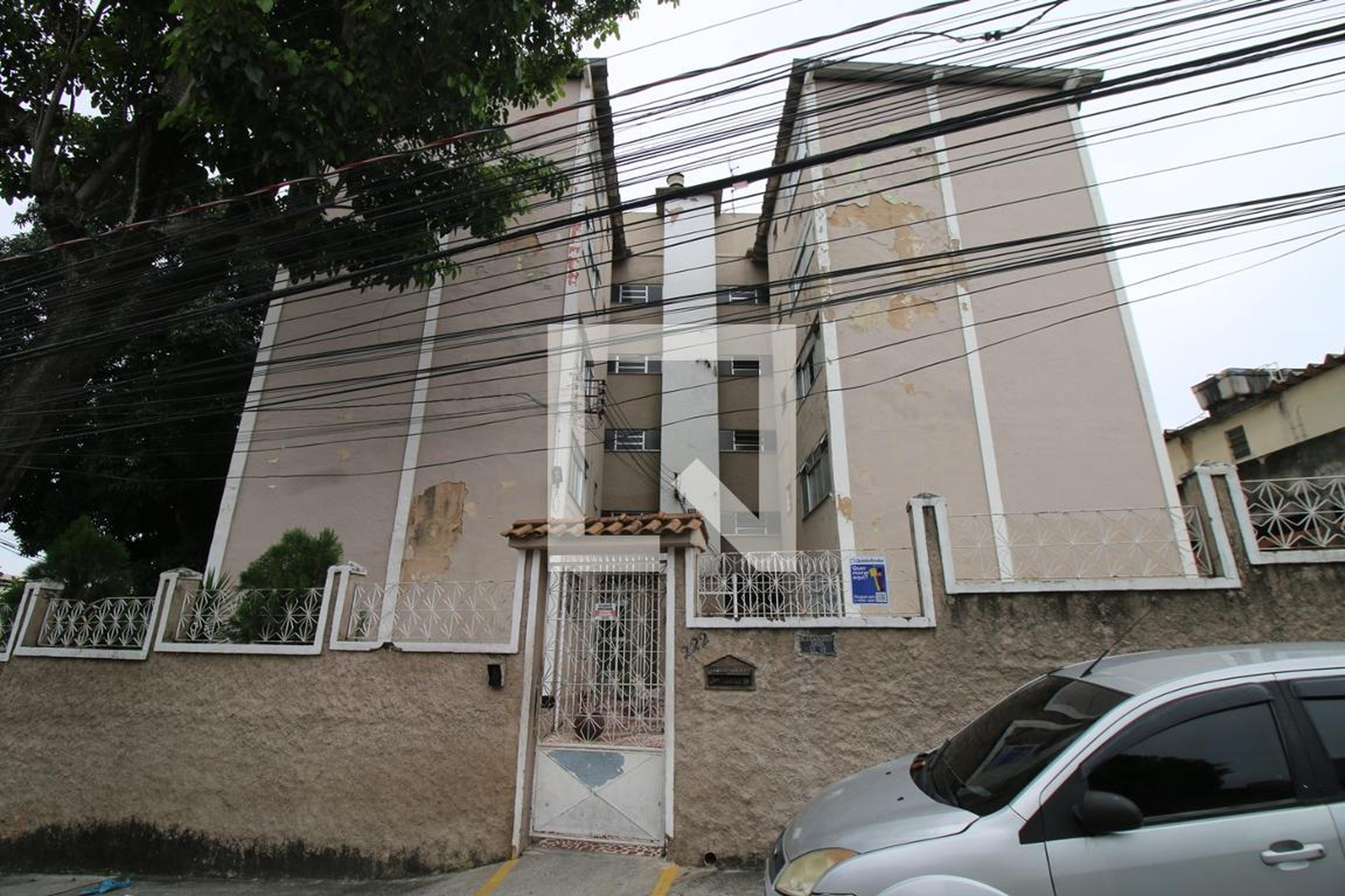 Fachada do Prédio Condomínio Francisco Enês