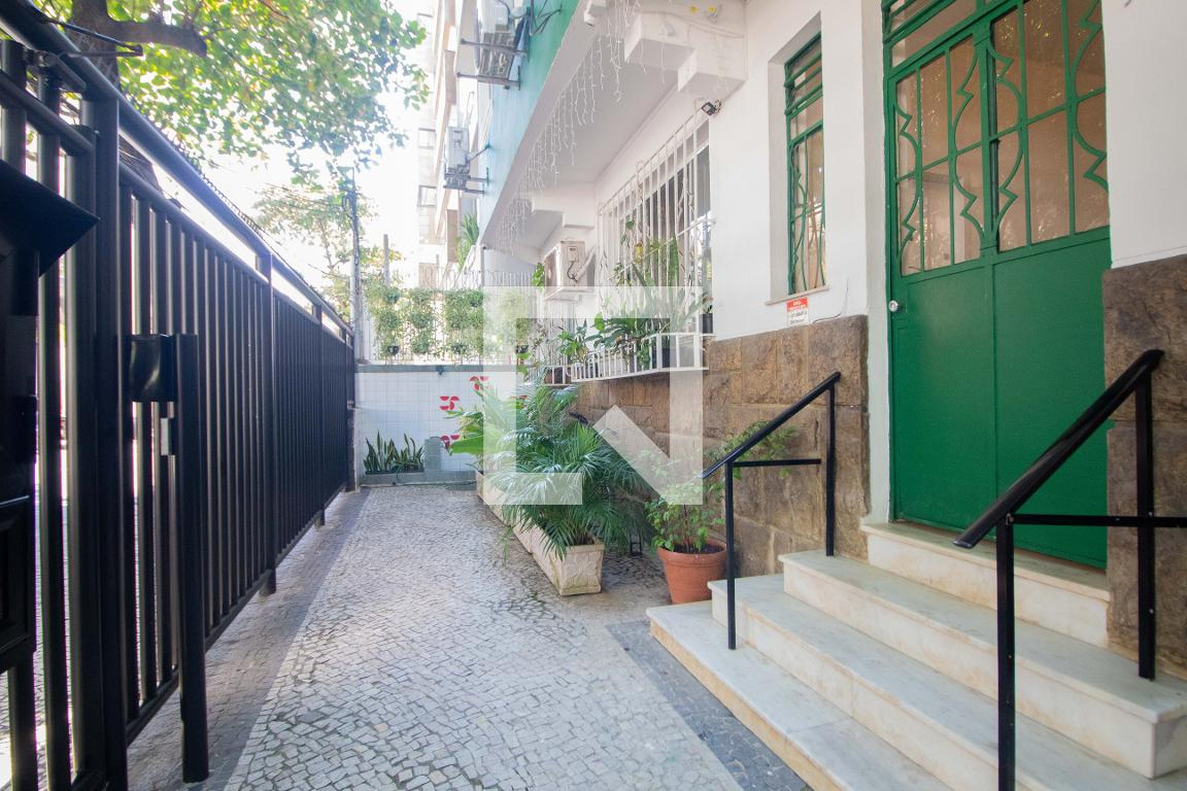 Entrada - Edifício Cajazeiras