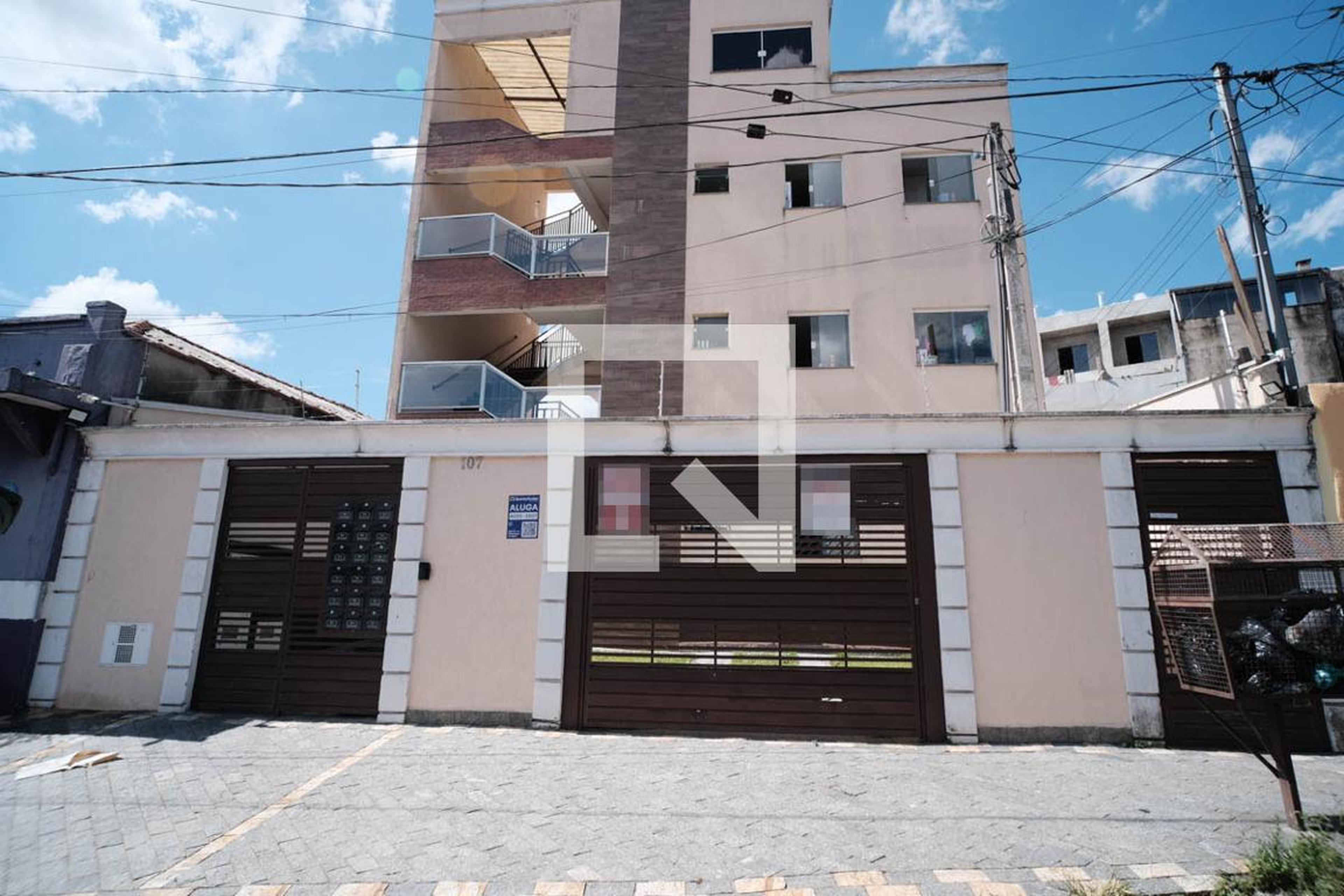 Fachada Residencial Perola