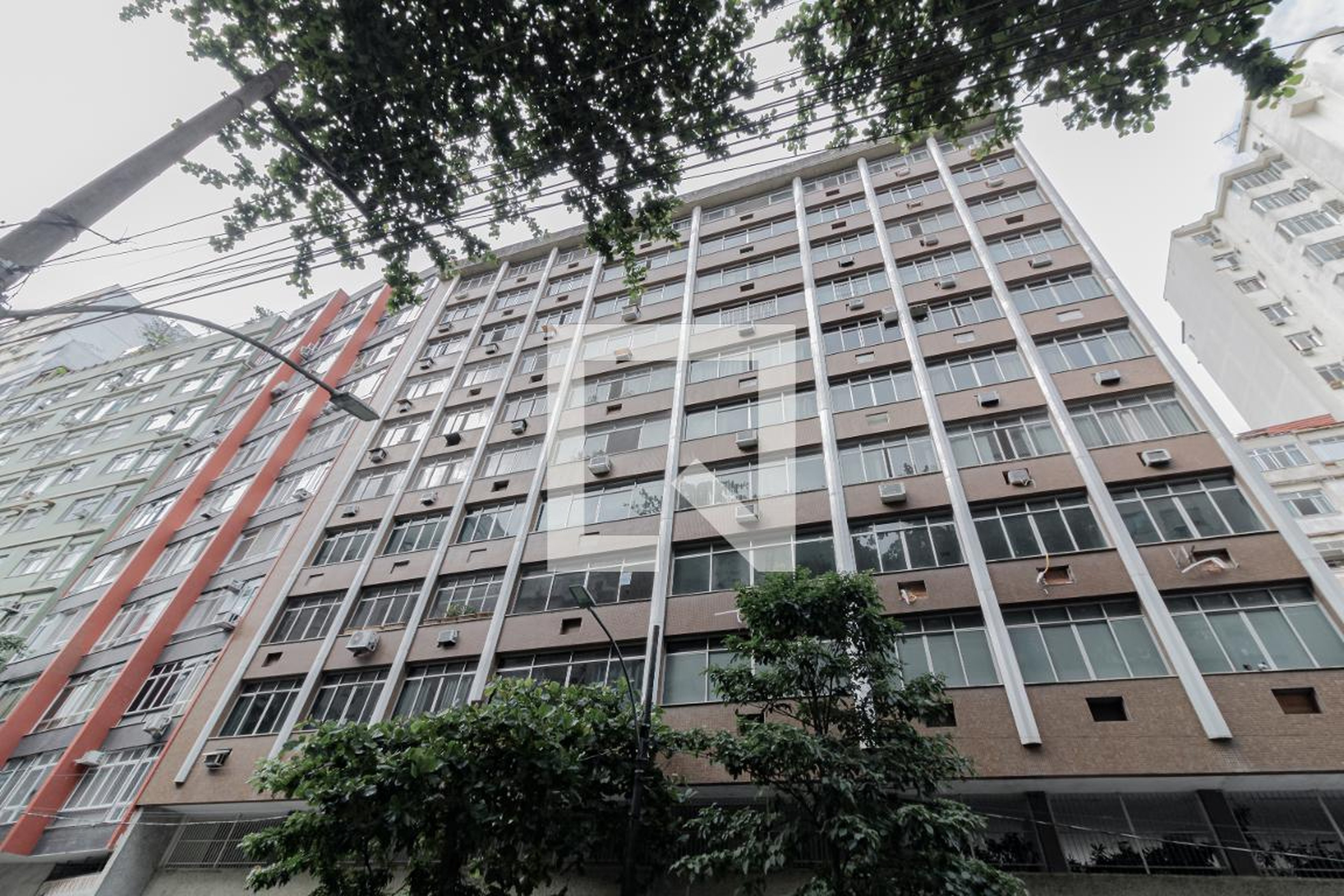 Fachada do Prédio Condomínio em Rua Siqueira Campos, 216