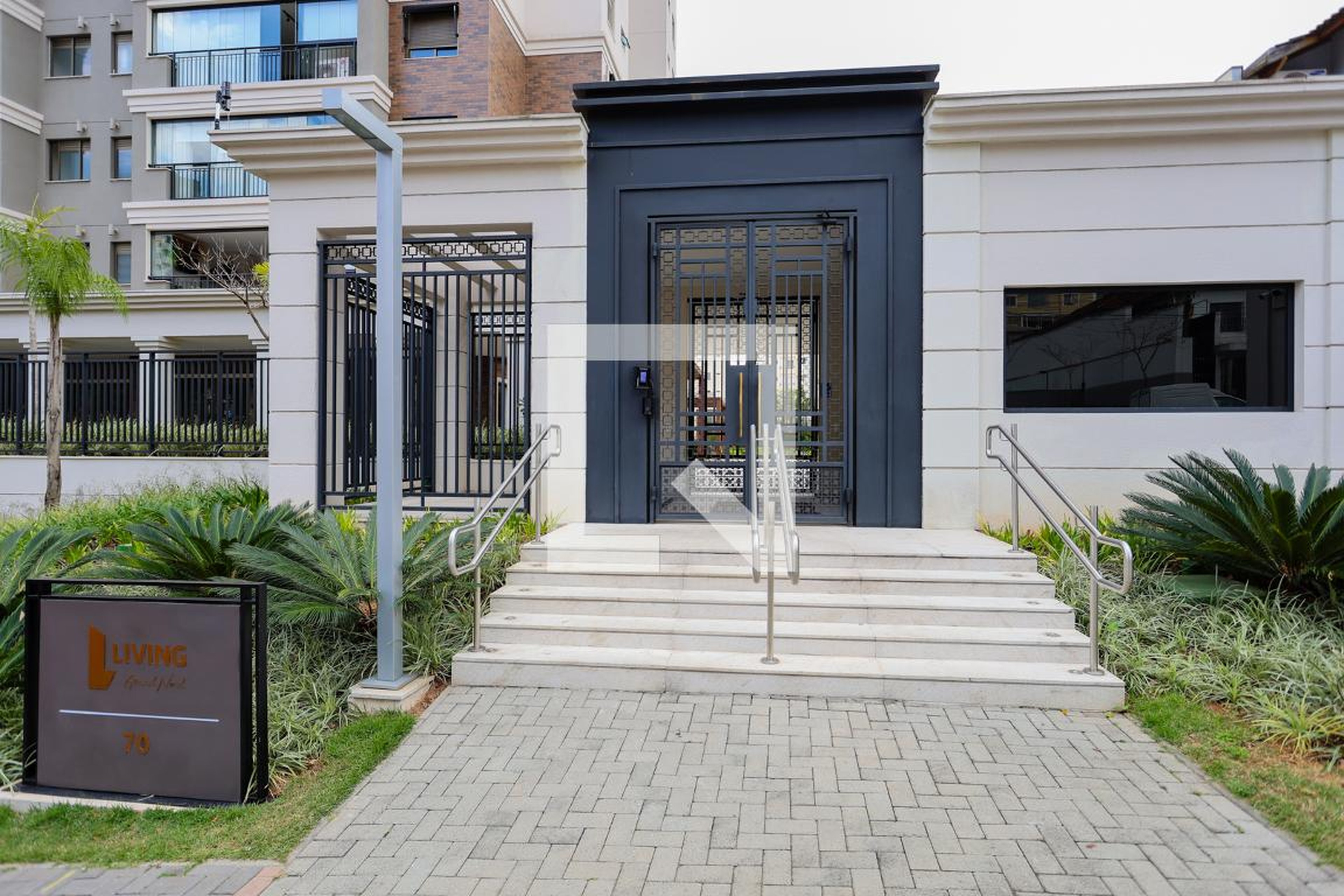 Fachada do condomínio Condomínio Living Grand Nord