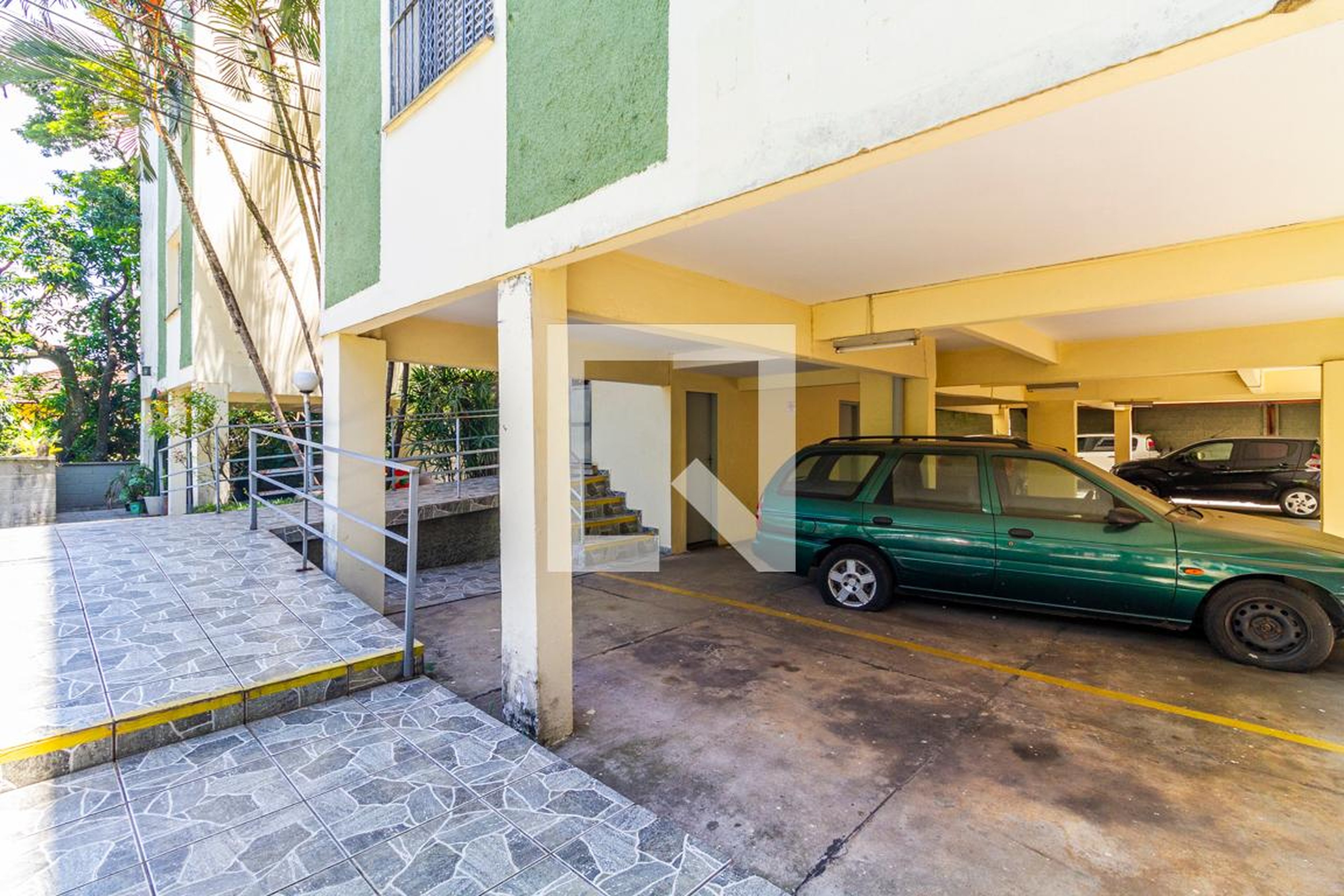 Área Externa - Bnh Manuel Henrique Lopes 246