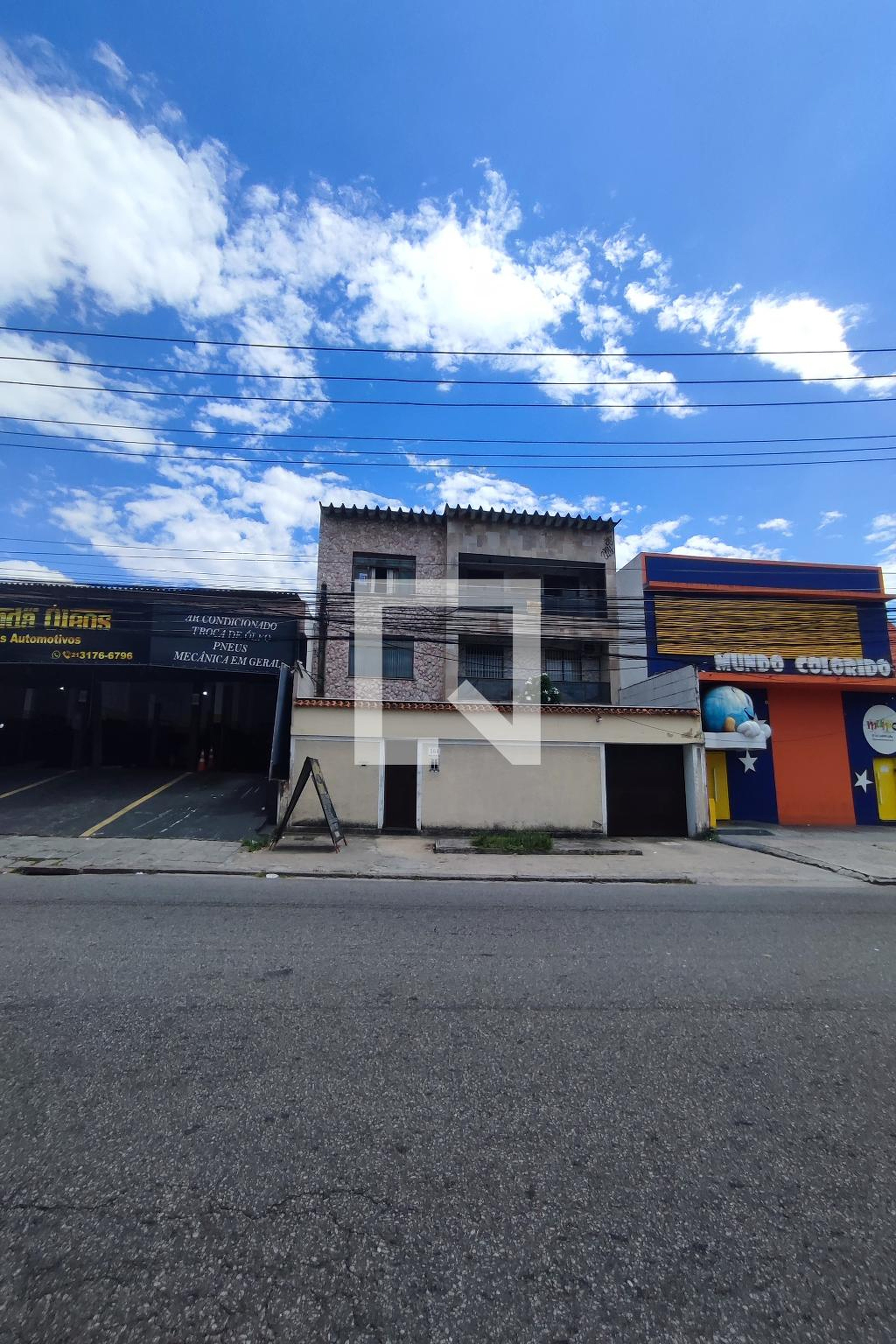 Fachada Condomínio em Estrada do Cafundá, 568