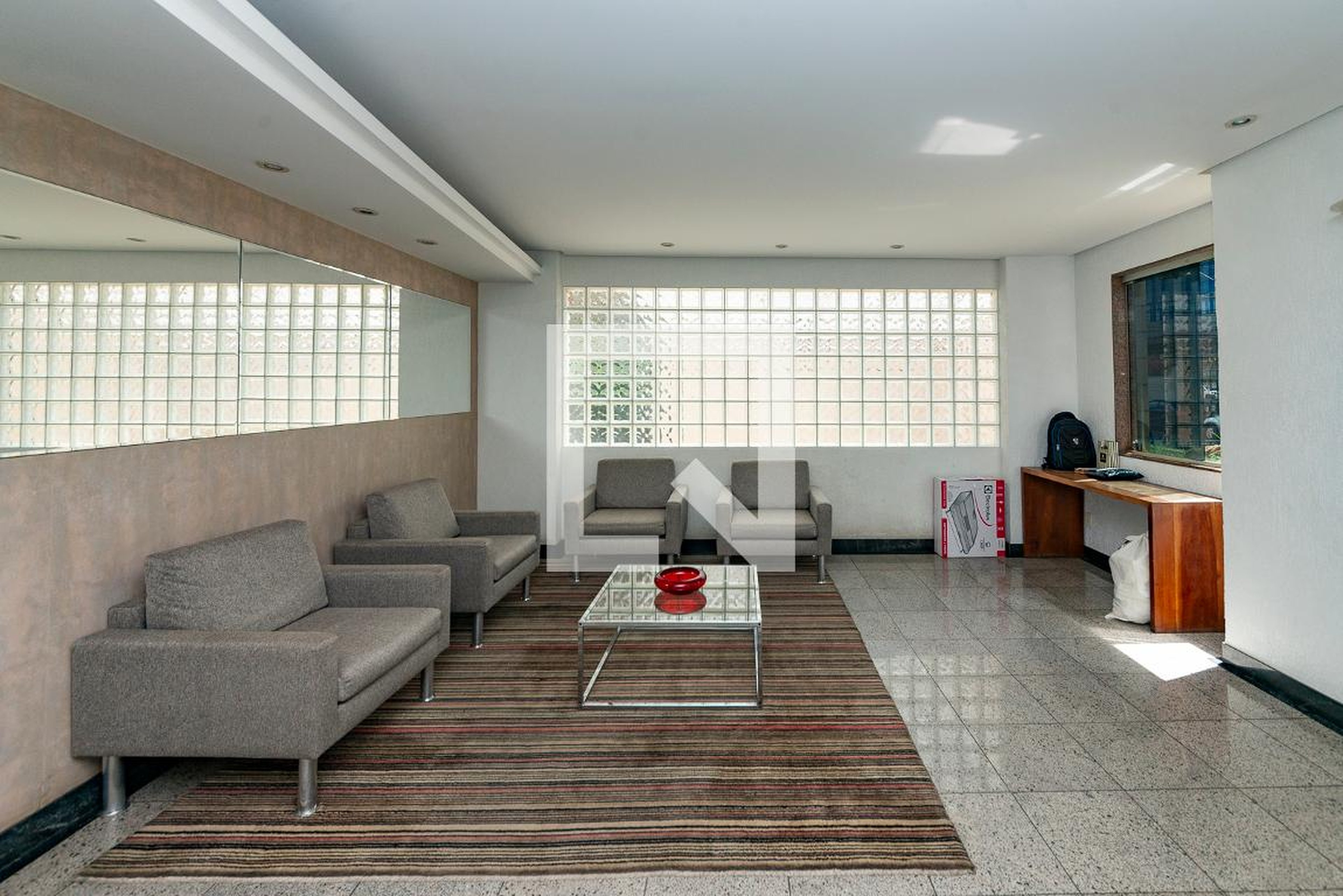 Hall de entrada - Via Del Corso