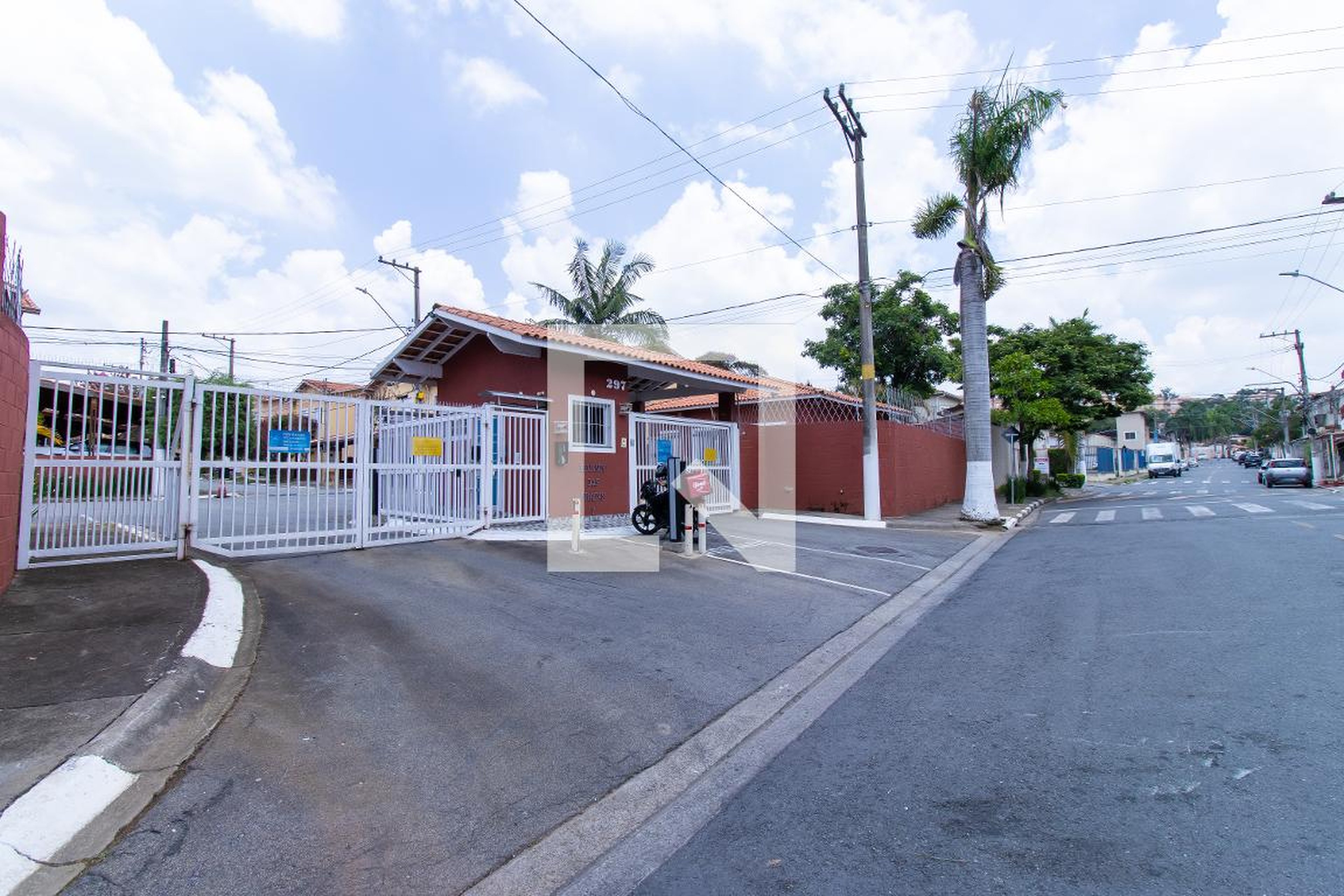 Fachada do condomínio Condomínio Recanto das Graças V