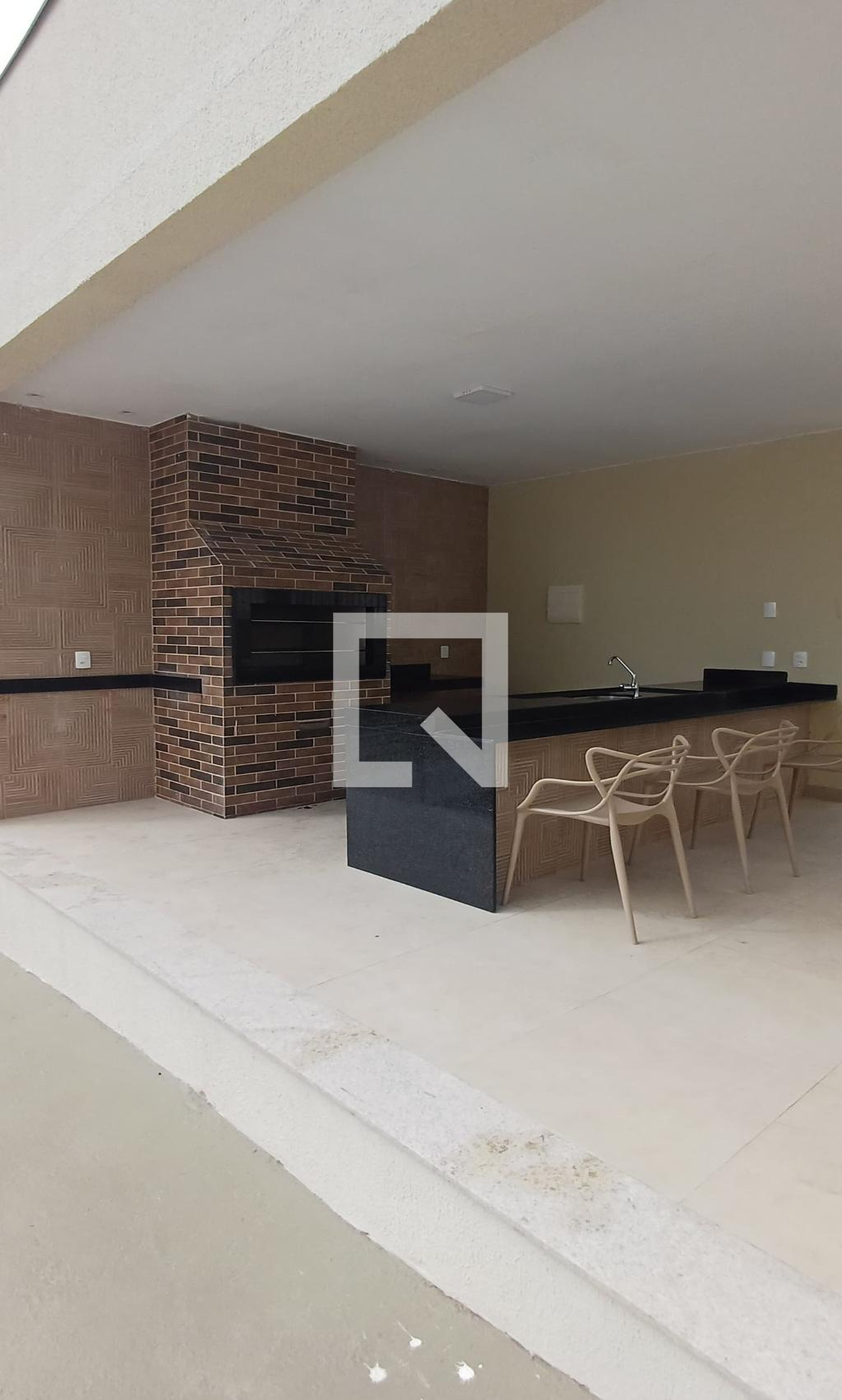 Churrasqueira - Residencial Flores do Outono