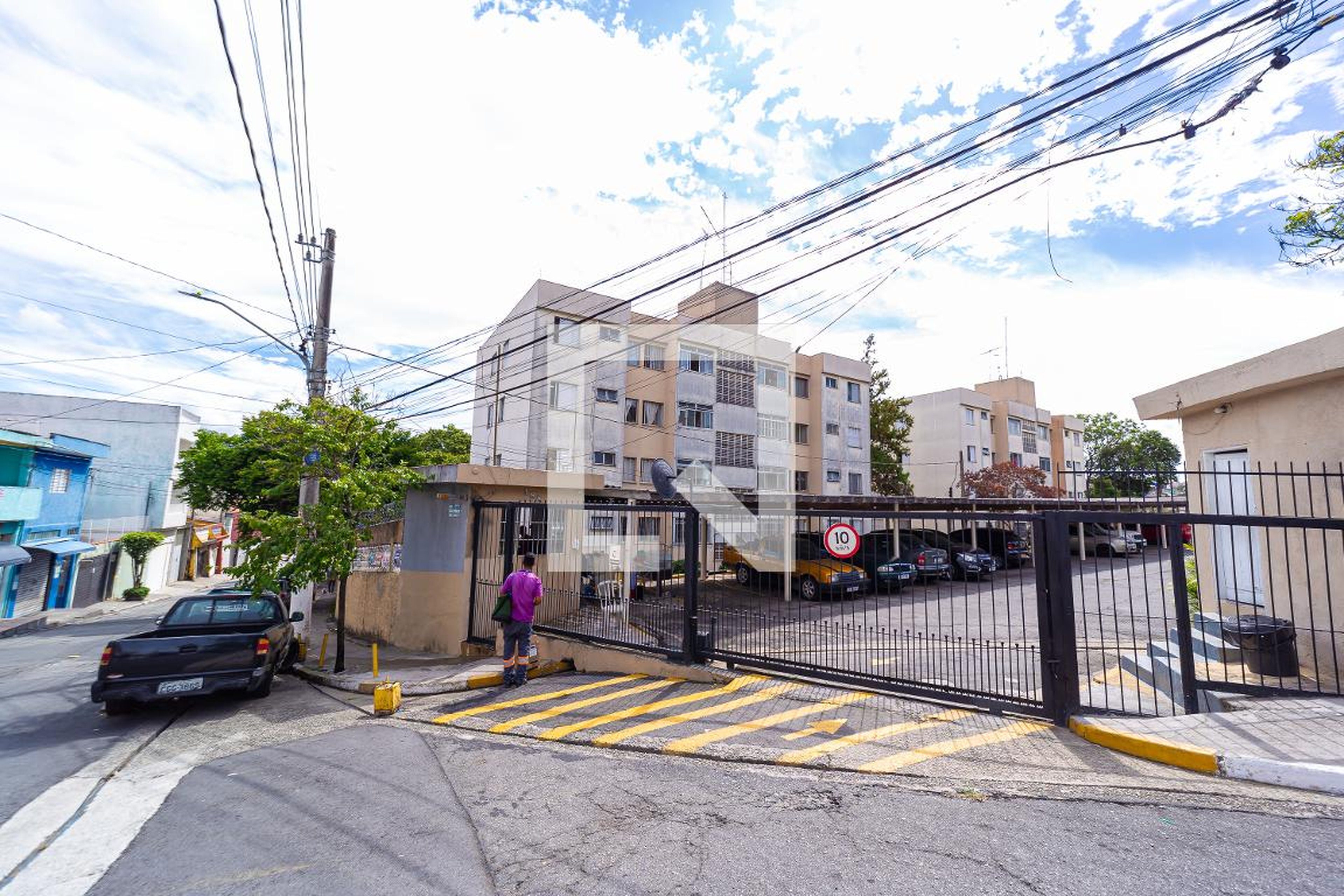 Fachada Condomínio José Lusenti