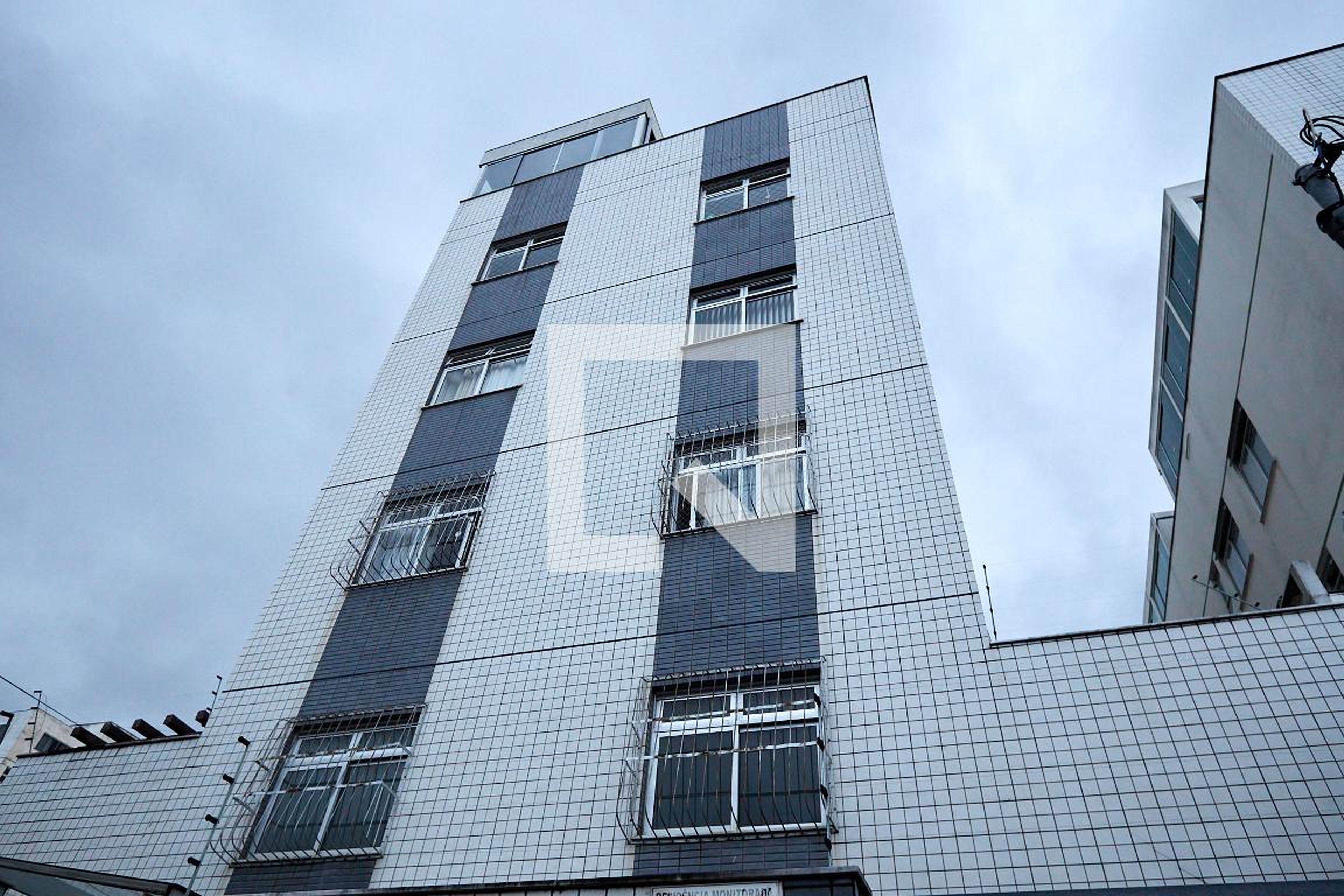 Fachada Condomínio em Rua Ramos de Lima, 30