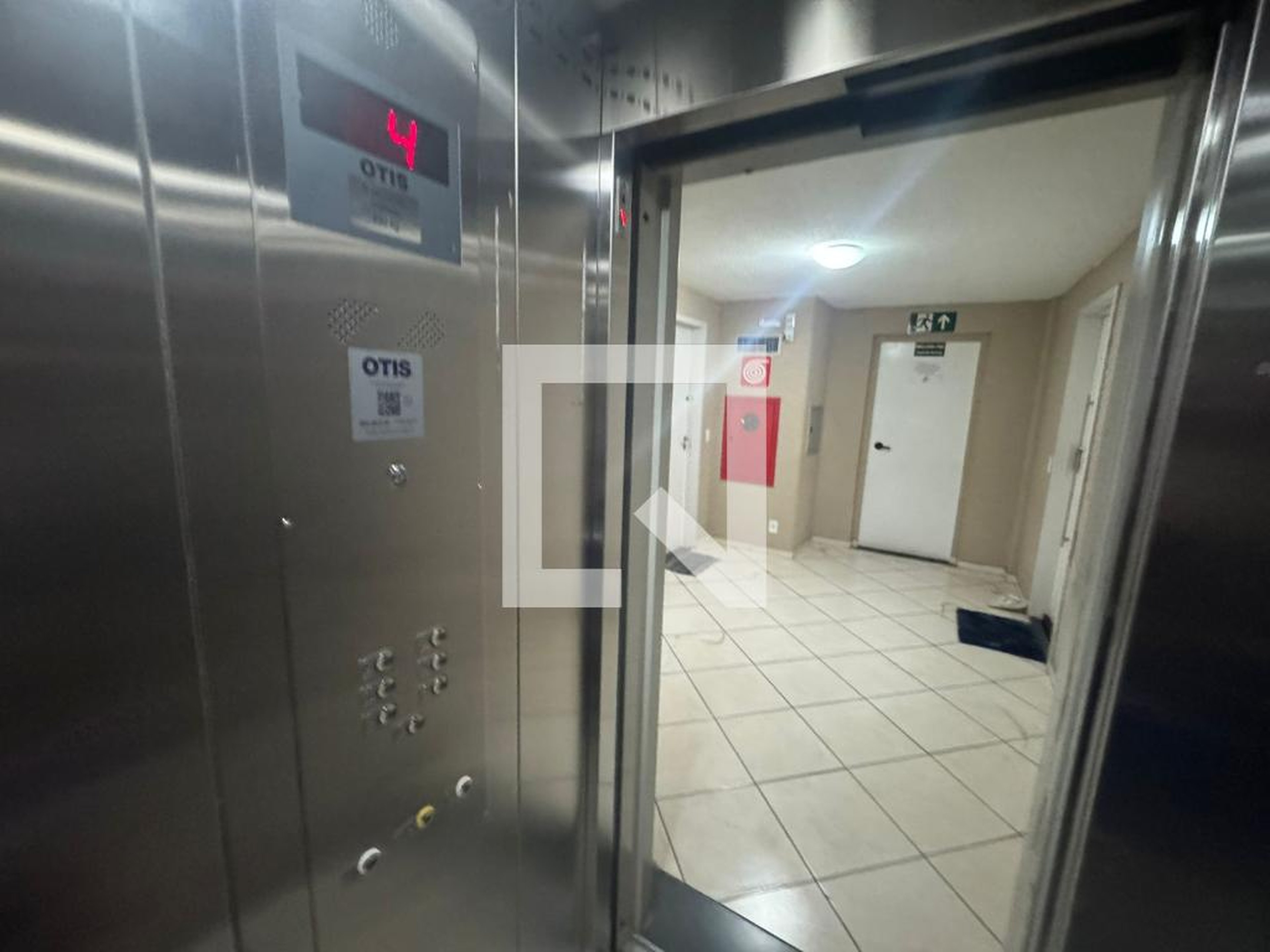 Elevador Condomínio em Avenida Bandeirante Felipe Rodrigues, 300