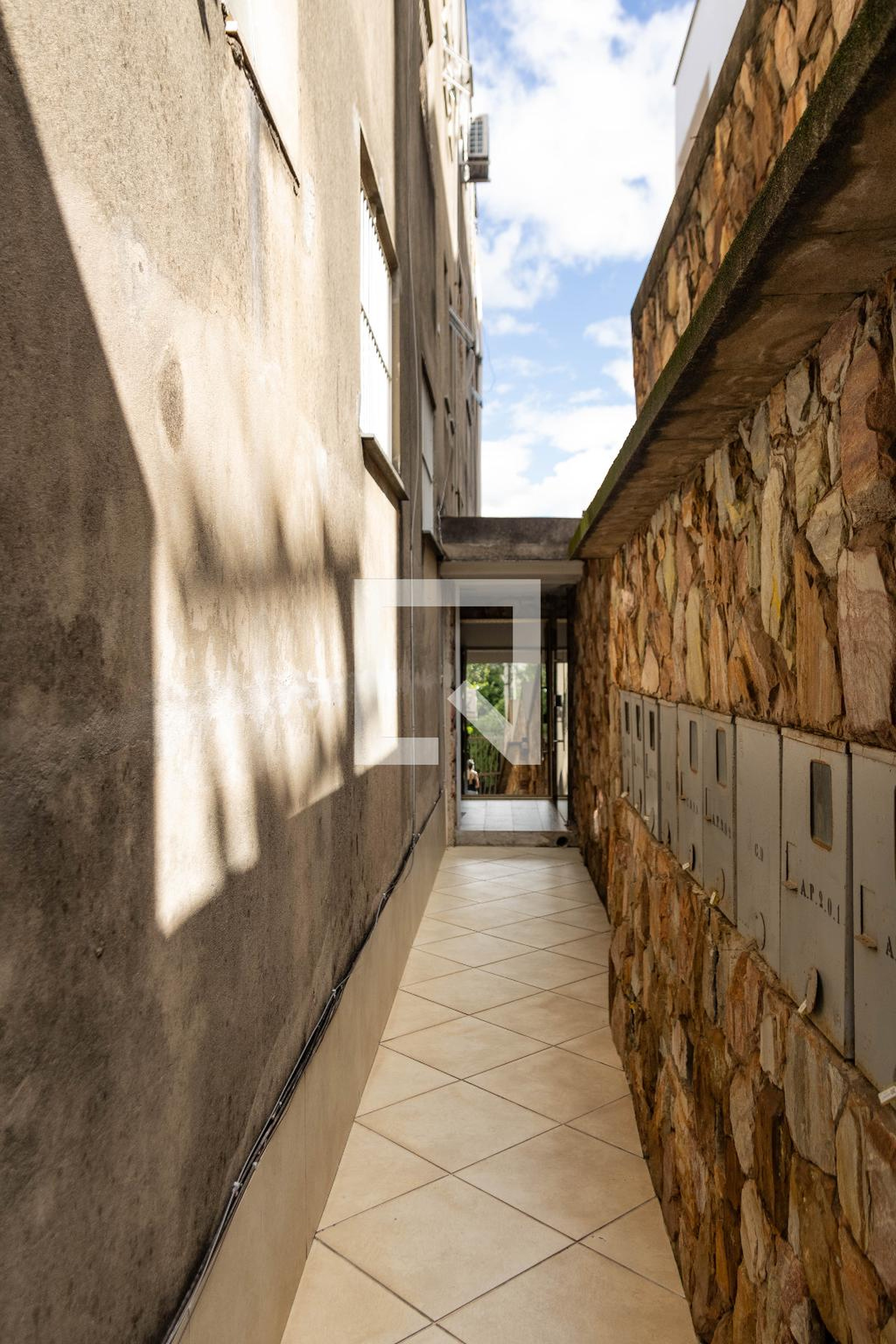 Entrada Condomínio em Rua Maria Amélia Fonte Boa, 147