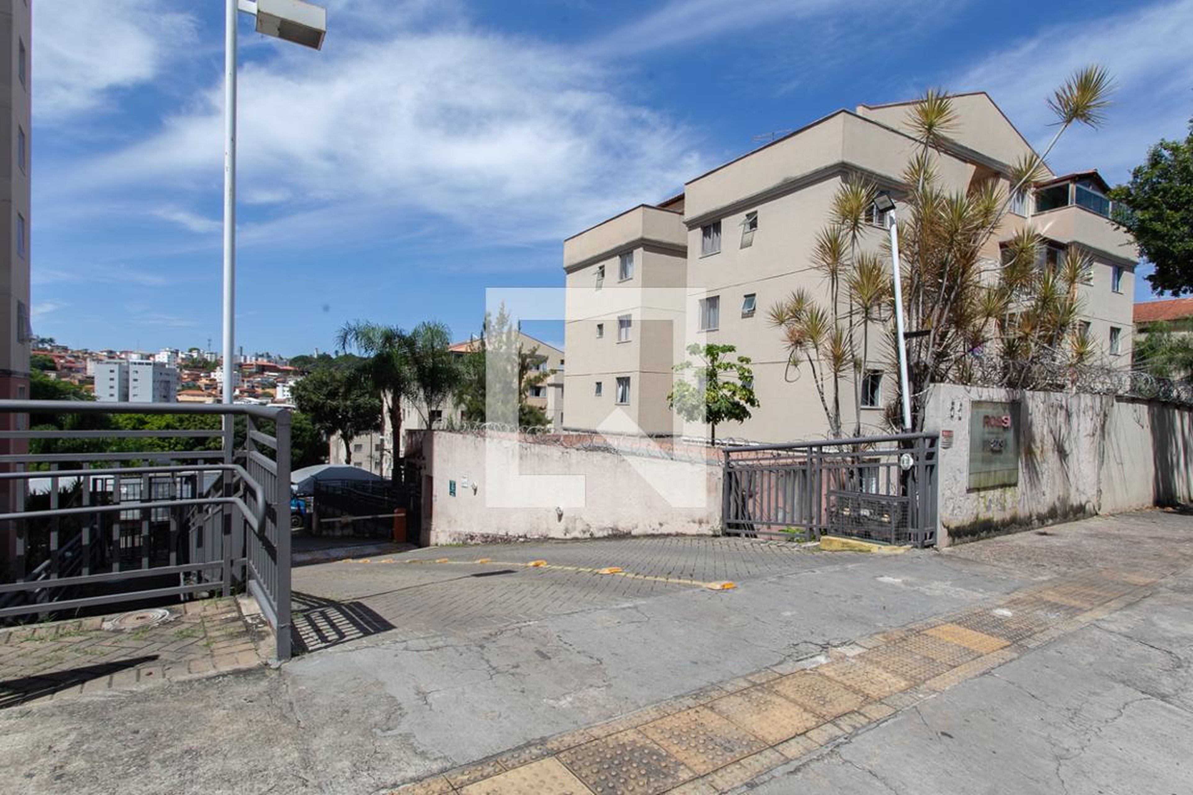 Fachada Condomínio em Avenida Vilarinho, 55b